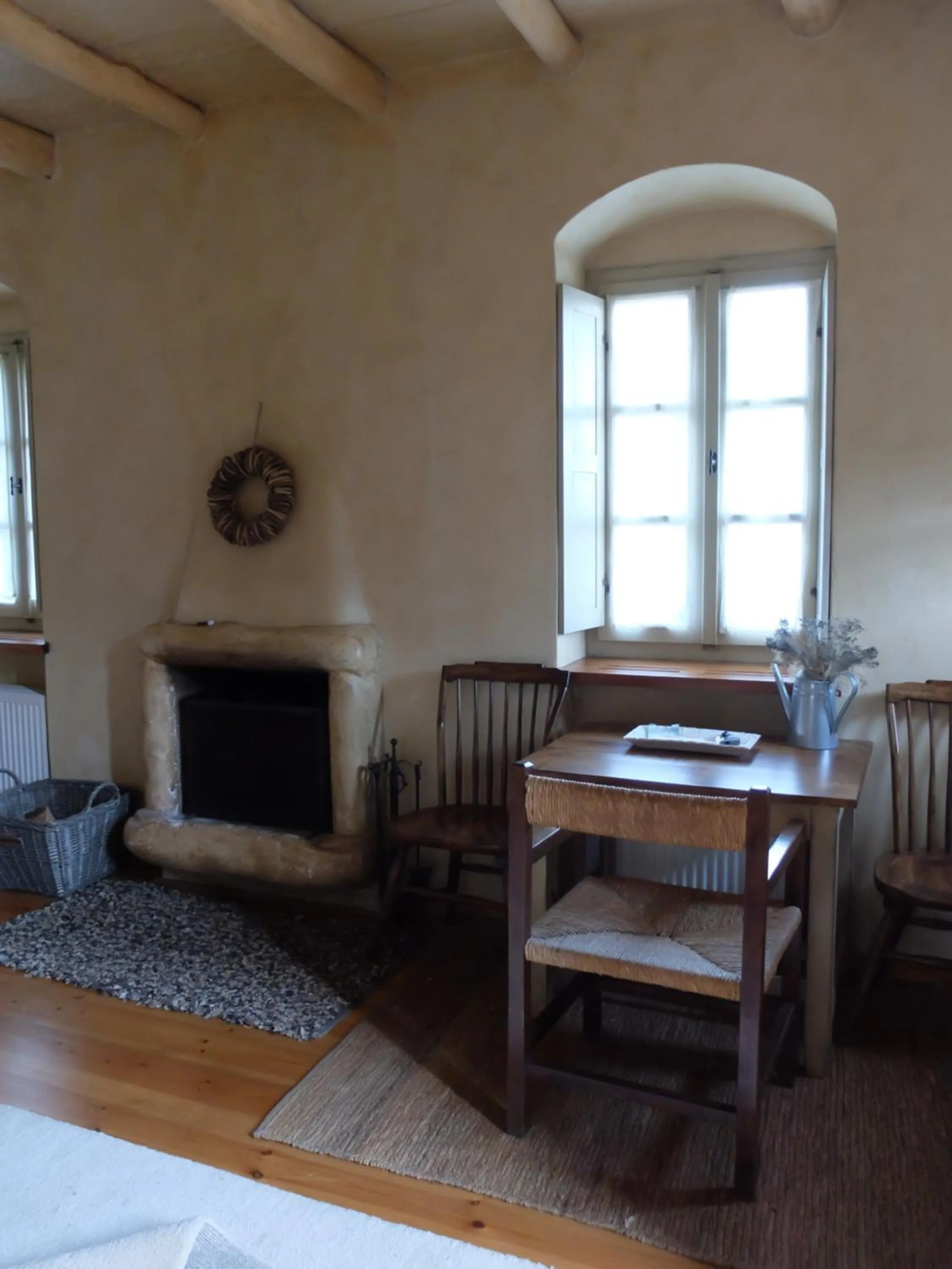 Day in Artsistas Houses