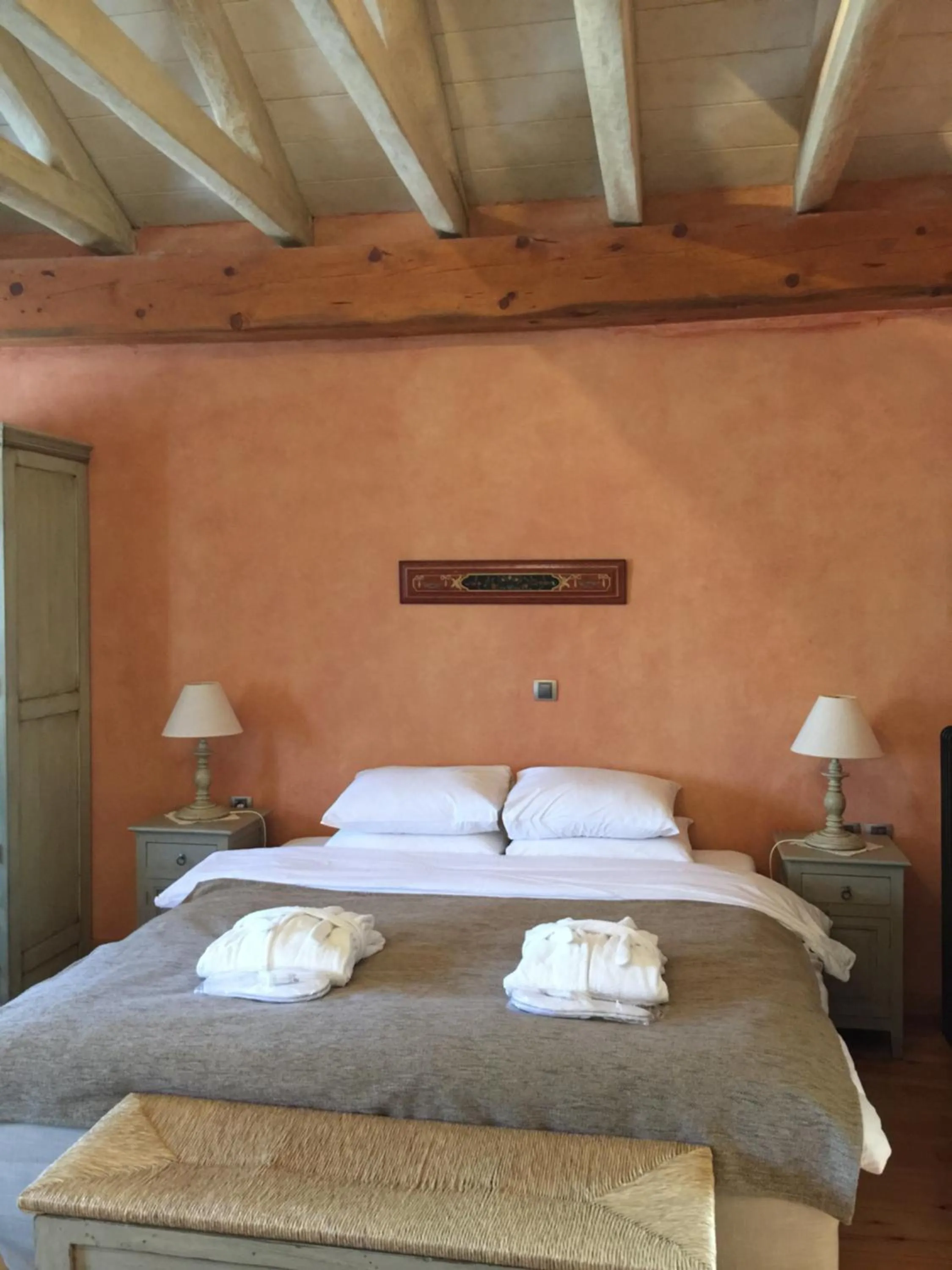 Photo of the whole room, Bed in Artsistas Houses