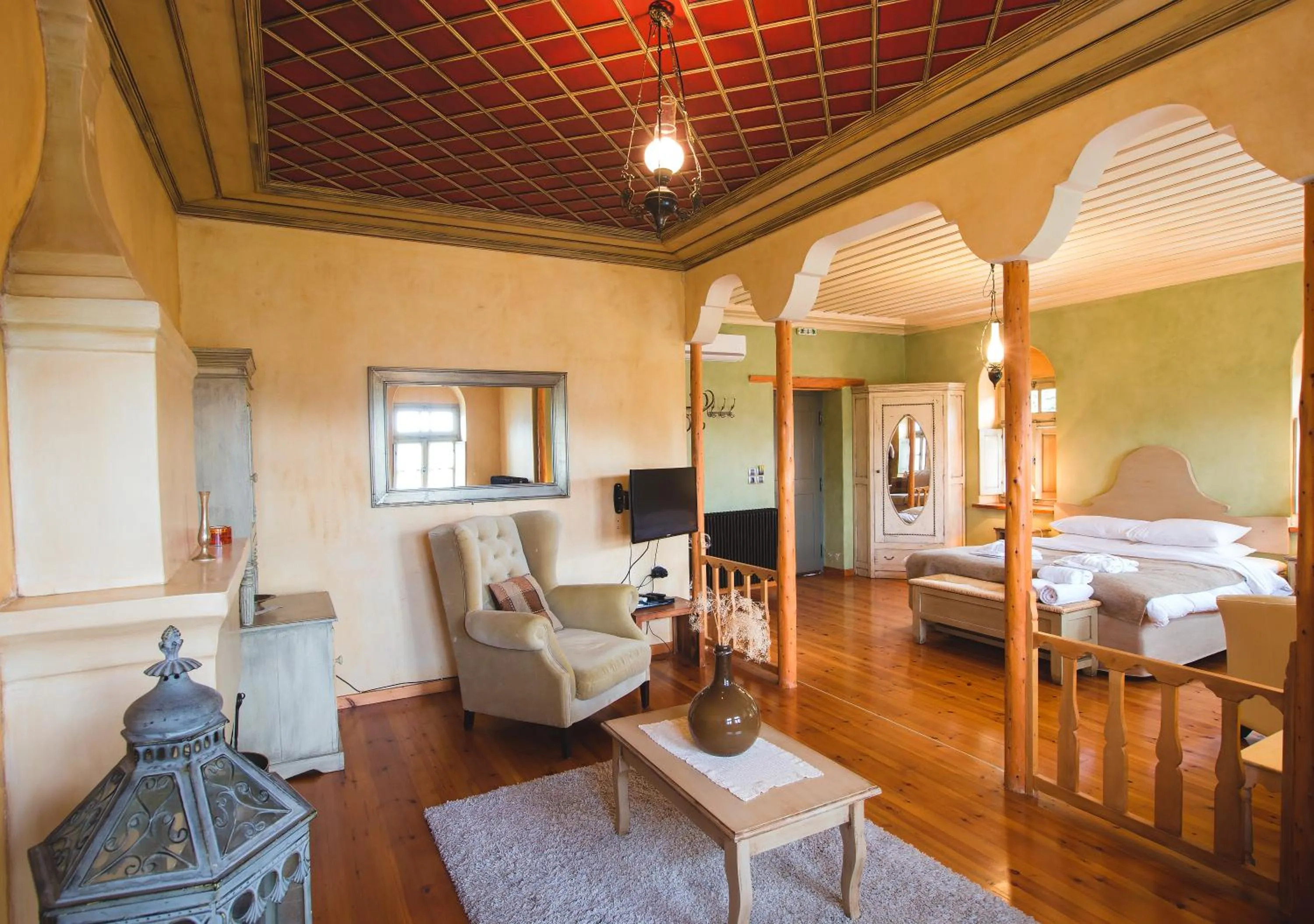 Decorative detail, Bed in Artsistas Houses