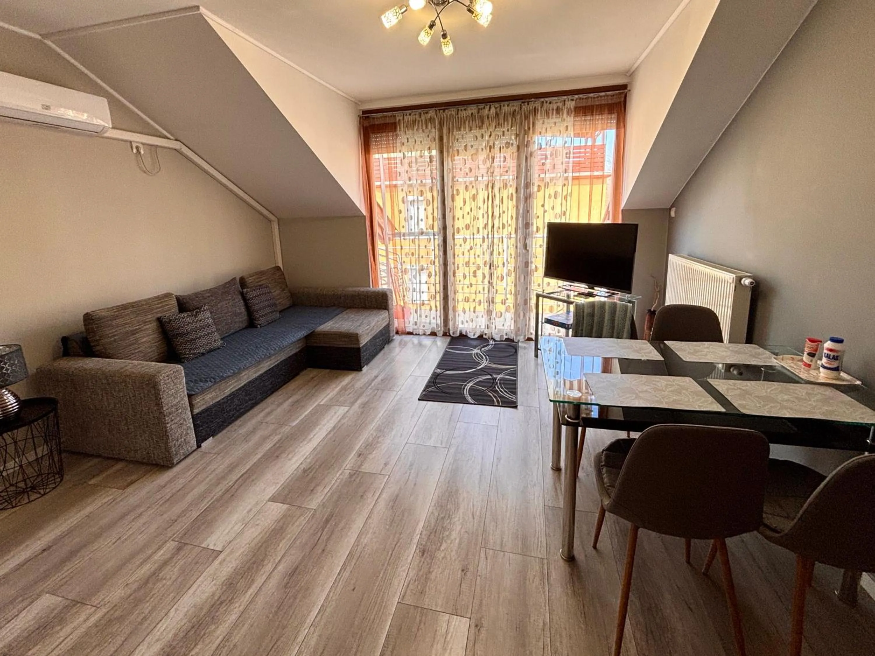 TV and multimedia in Dorina Wellness Apartman