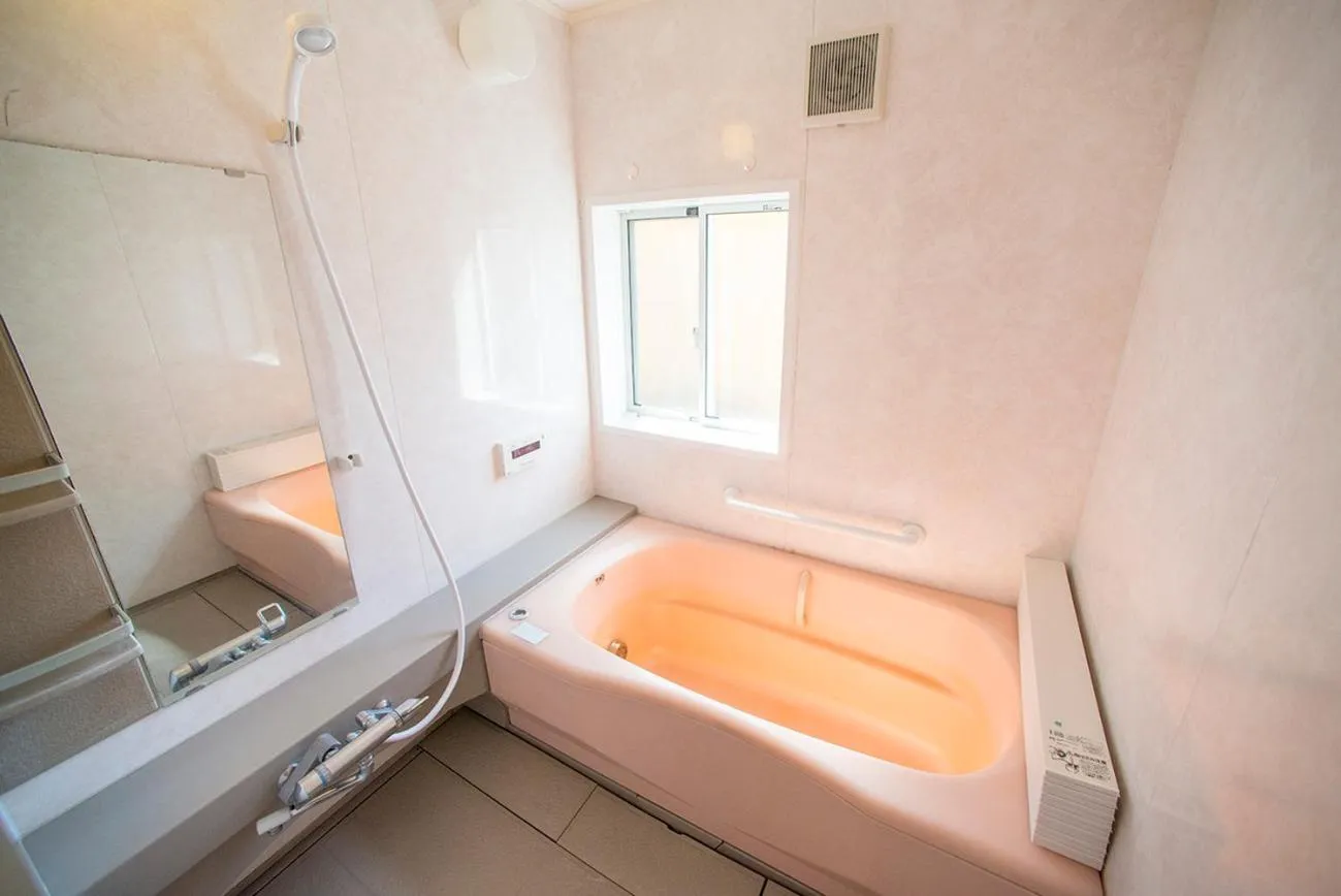 Shower in Zushi Beach House