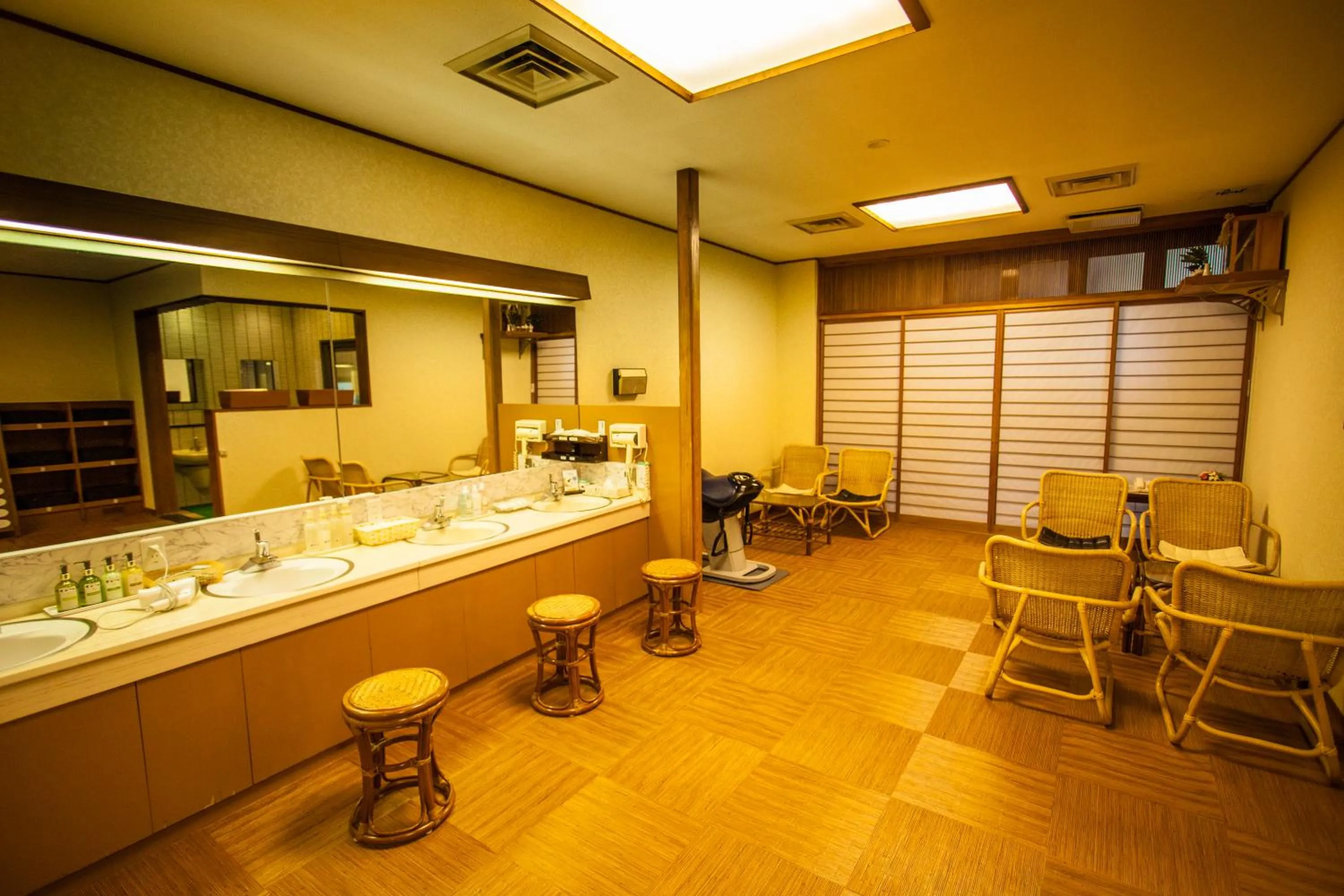 Public Bath in Tokigasane