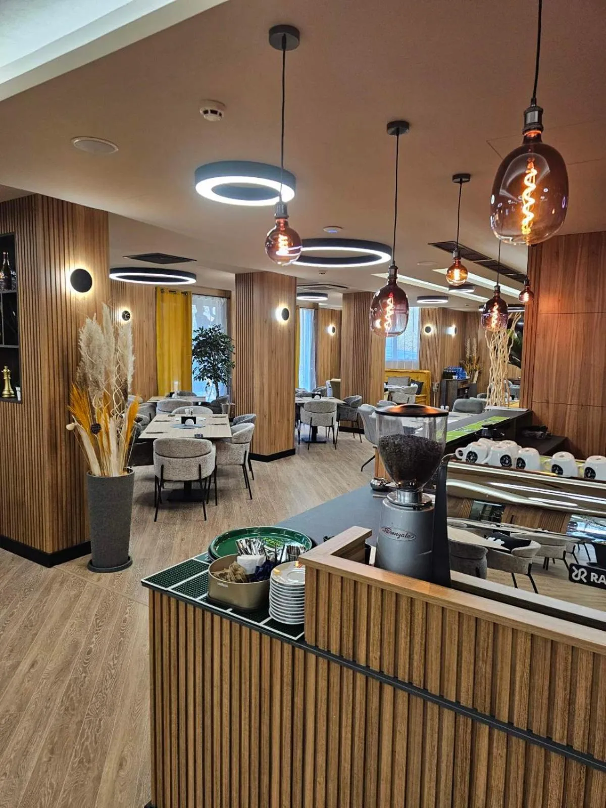 Restaurant/places to eat in Park Hotel Plovdiv