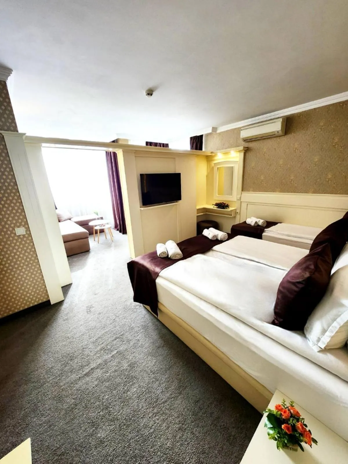 Bed in Park Hotel Plovdiv