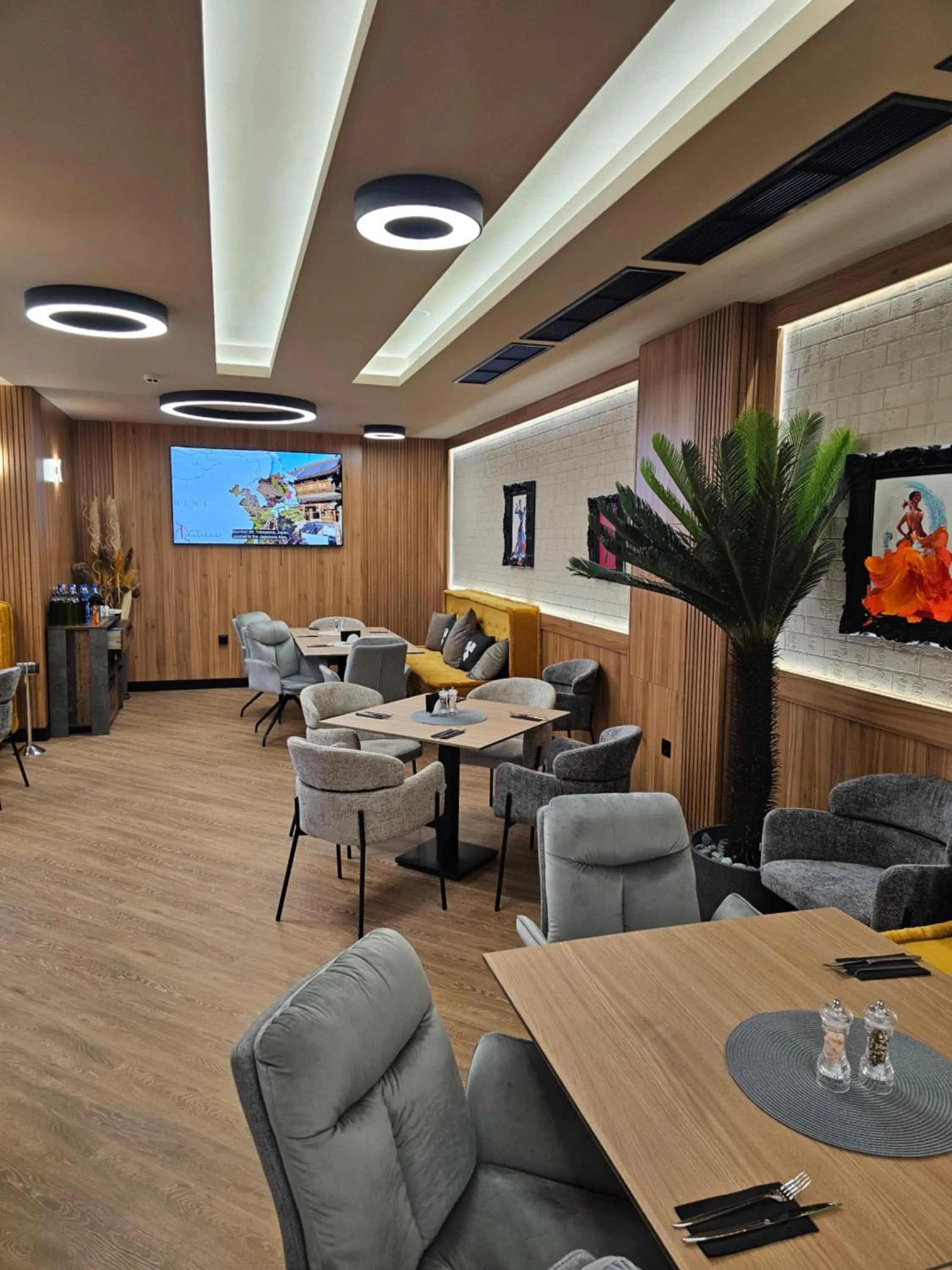 Restaurant/places to eat in Park Hotel Plovdiv