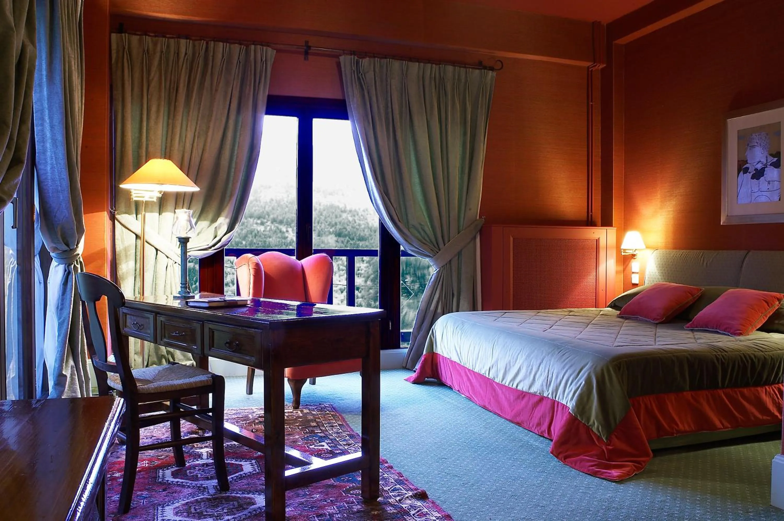 Decorative detail, Bed in Country Club Hotel & Suites