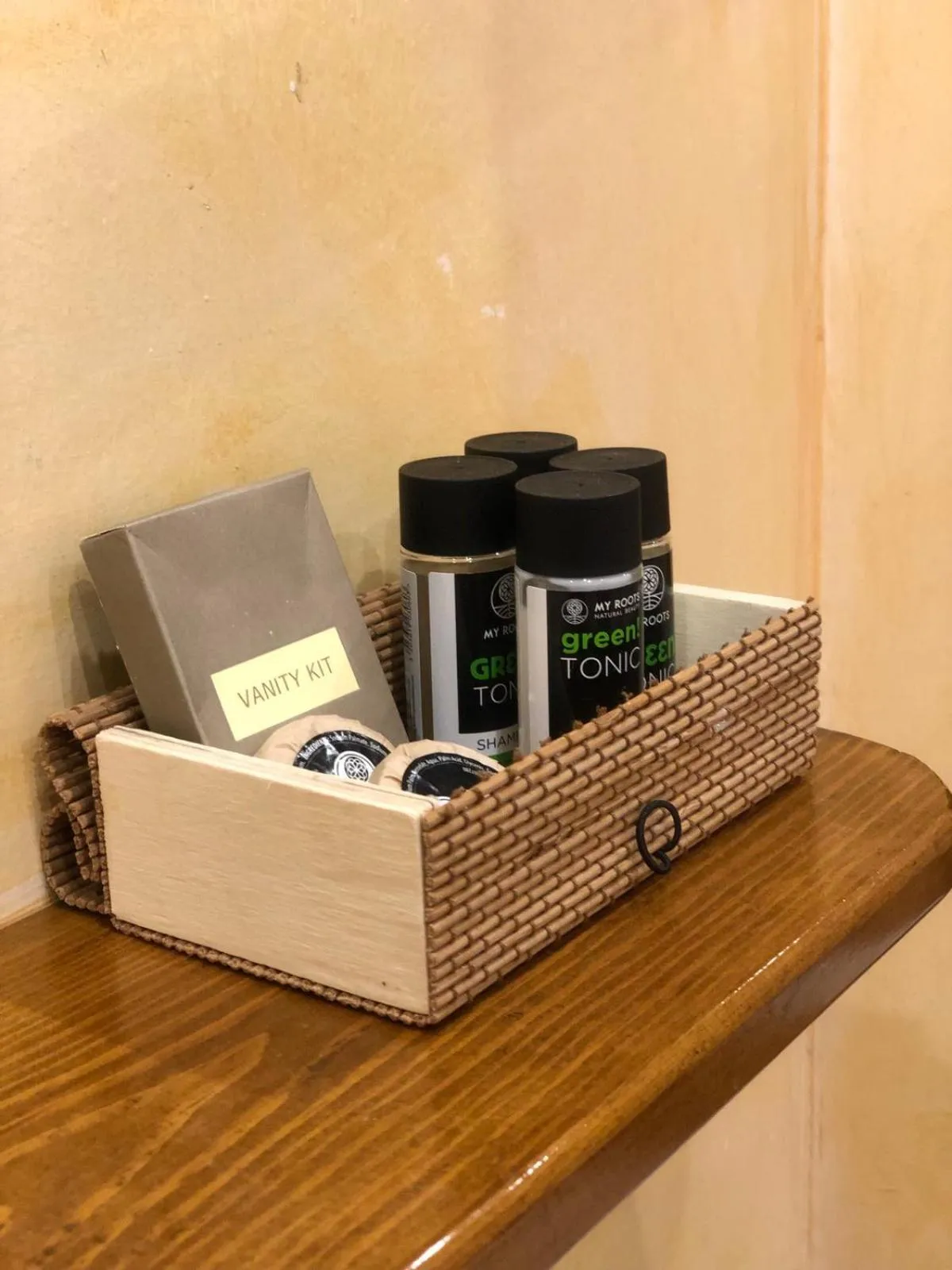 Country Club Hotel & Suites