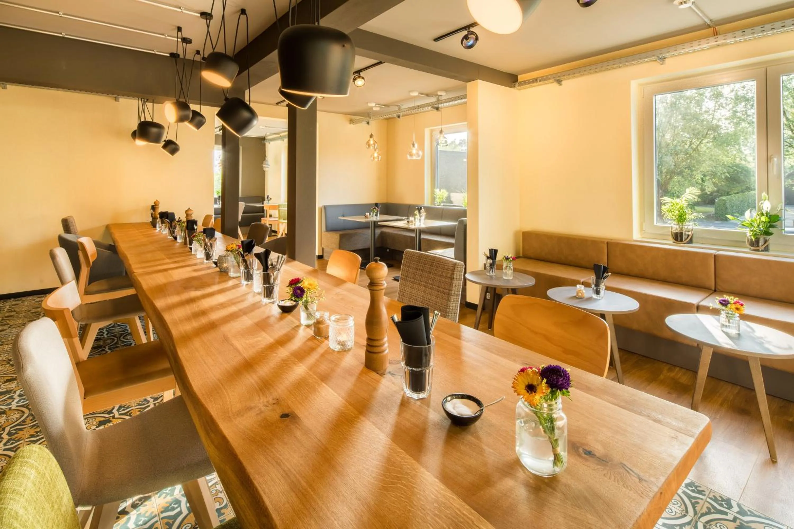 Restaurant/places to eat in Pura Vida Hotel Cuxhaven