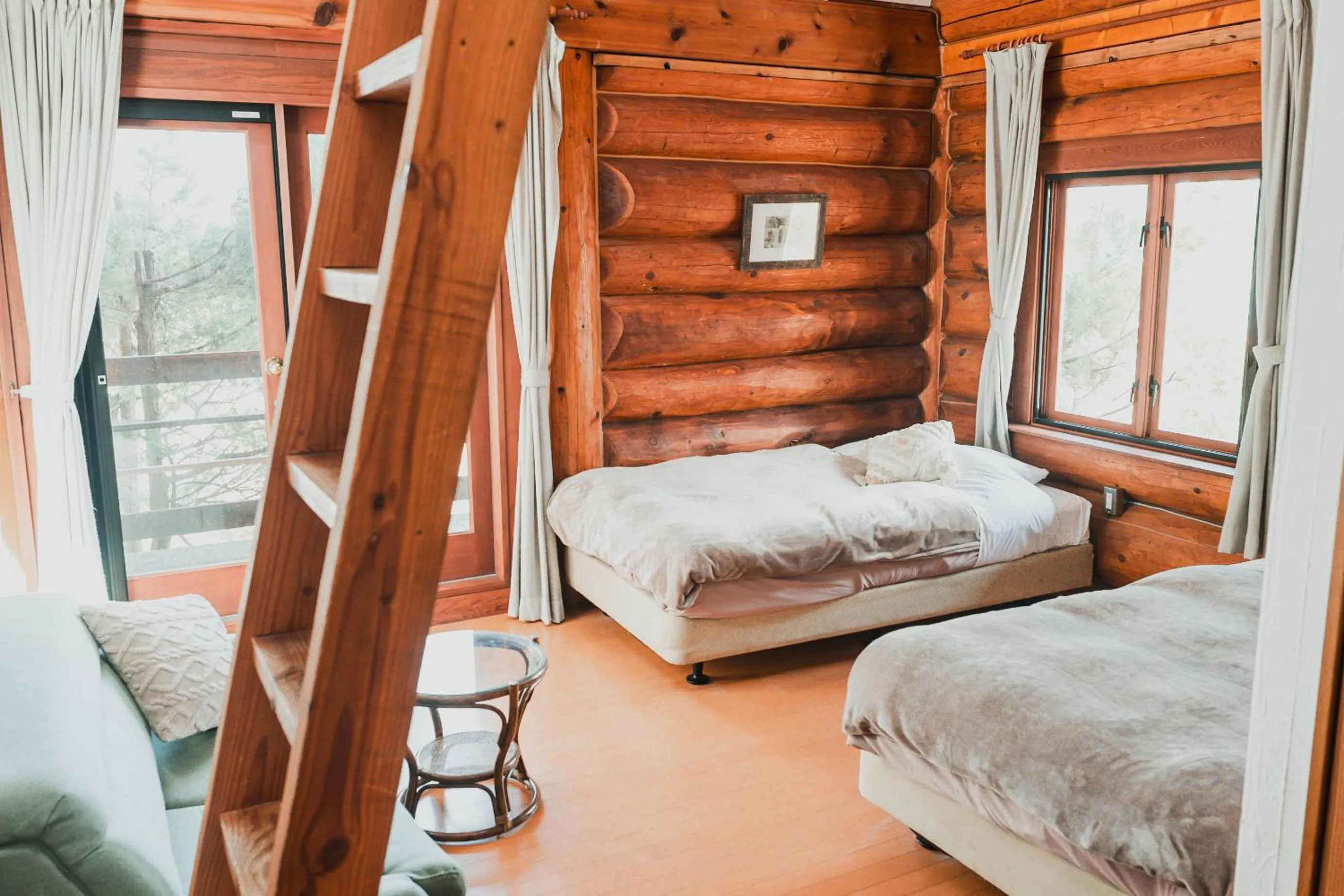 Photo of the whole room, Bed in Hakuba Pension & Log Hotel Meteor