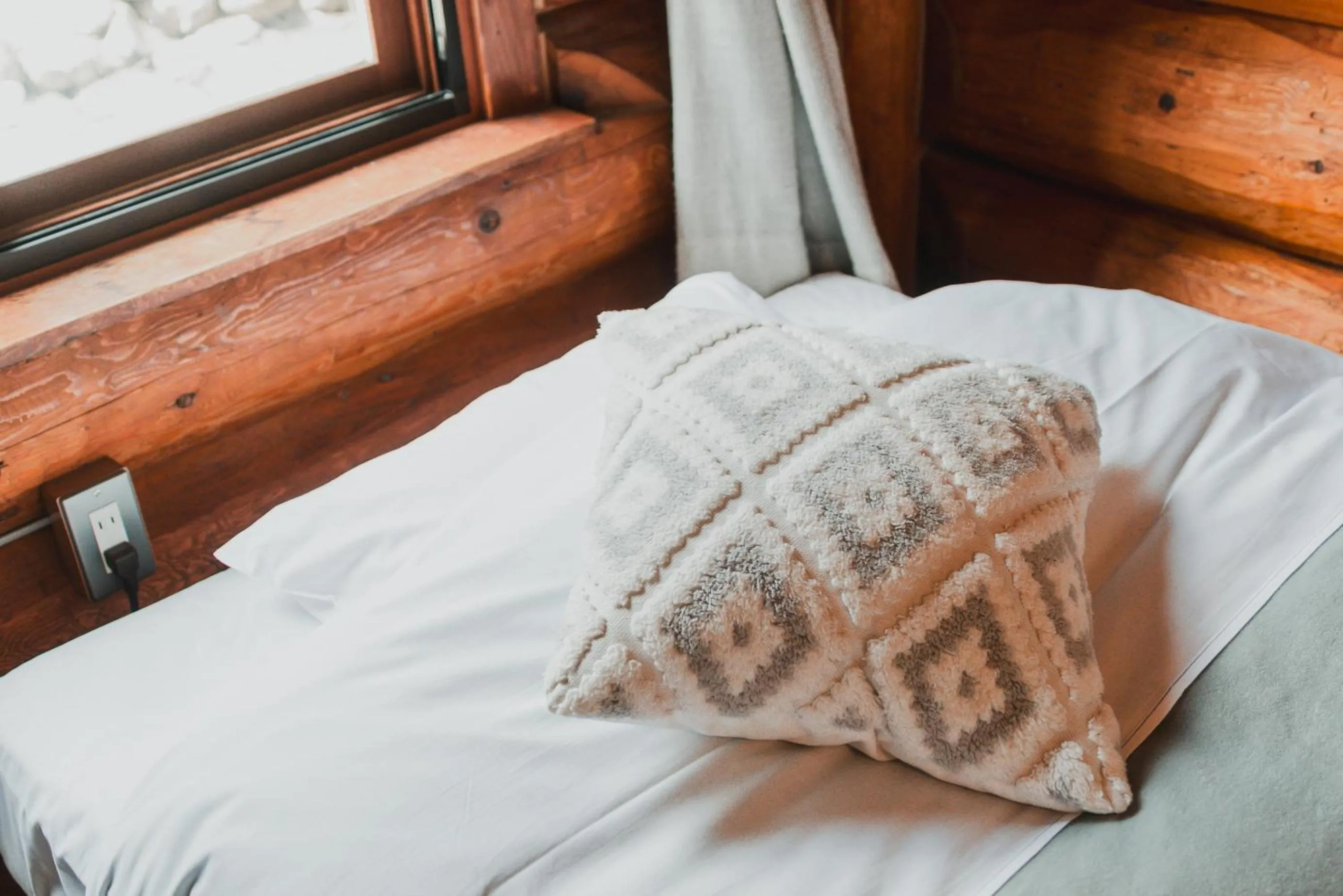 Photo of the whole room, Bed in Hakuba Pension & Log Hotel Meteor