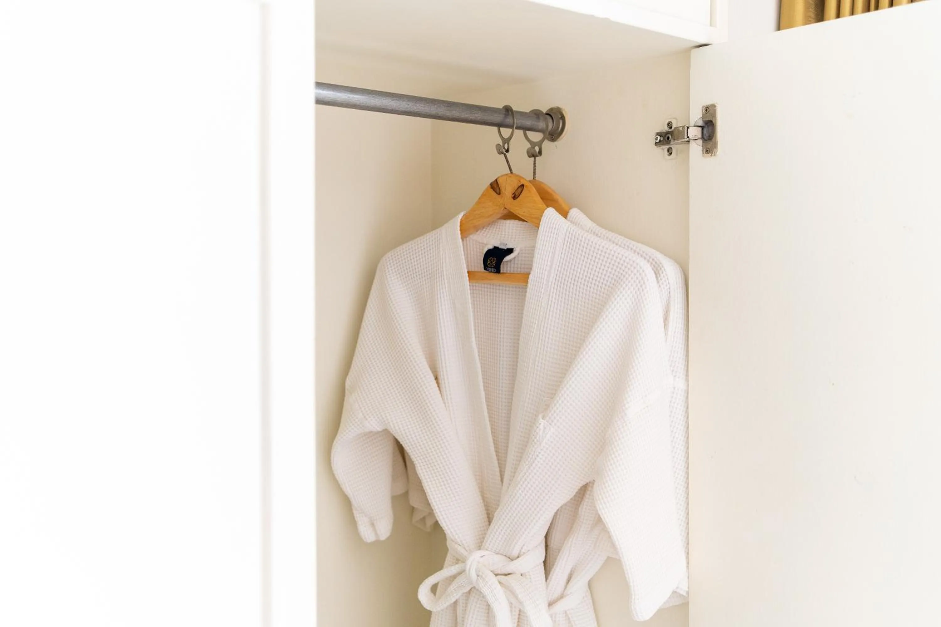 wardrobe in Summit Pavilion Hotel