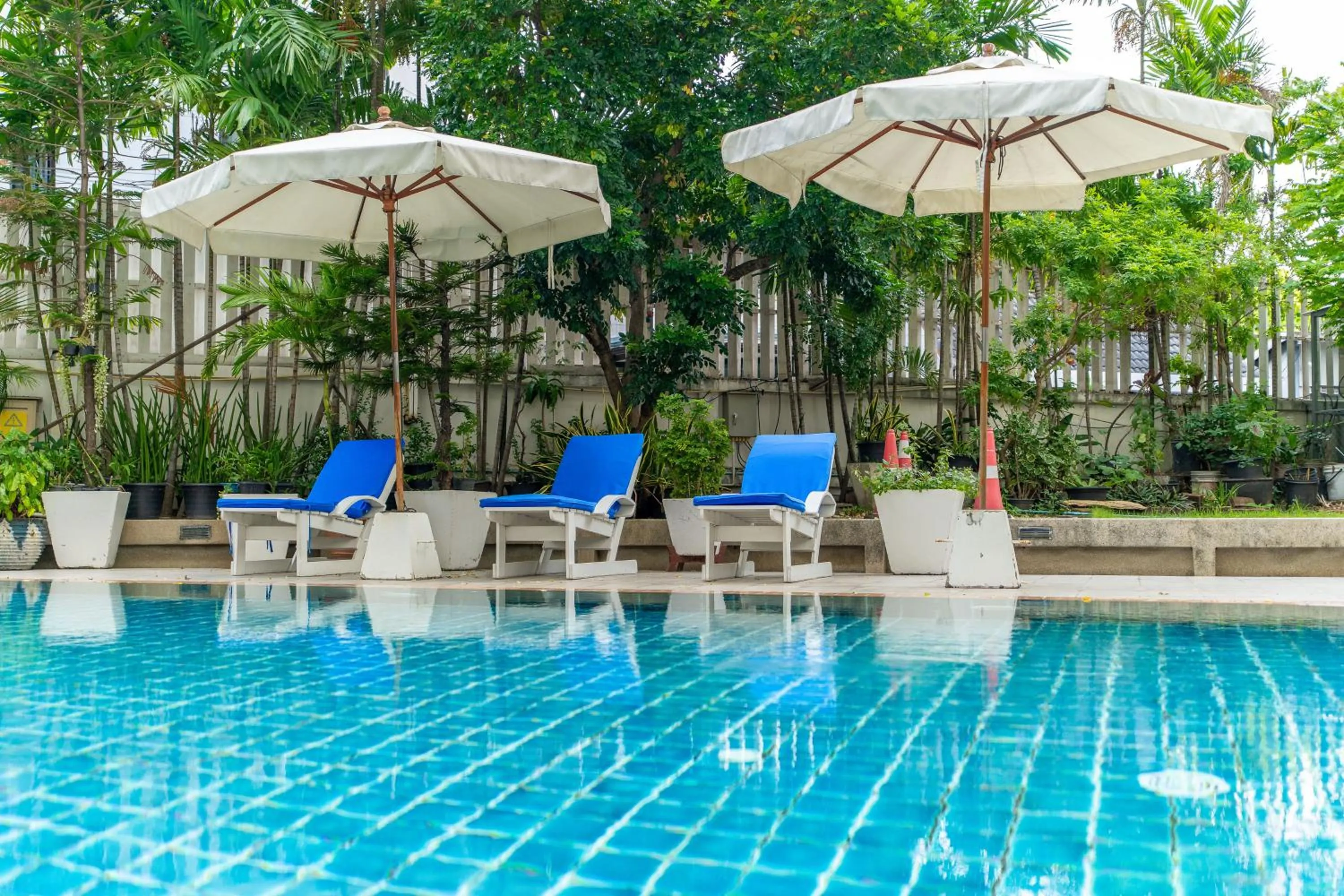 Pool view in Summit Pavilion Hotel