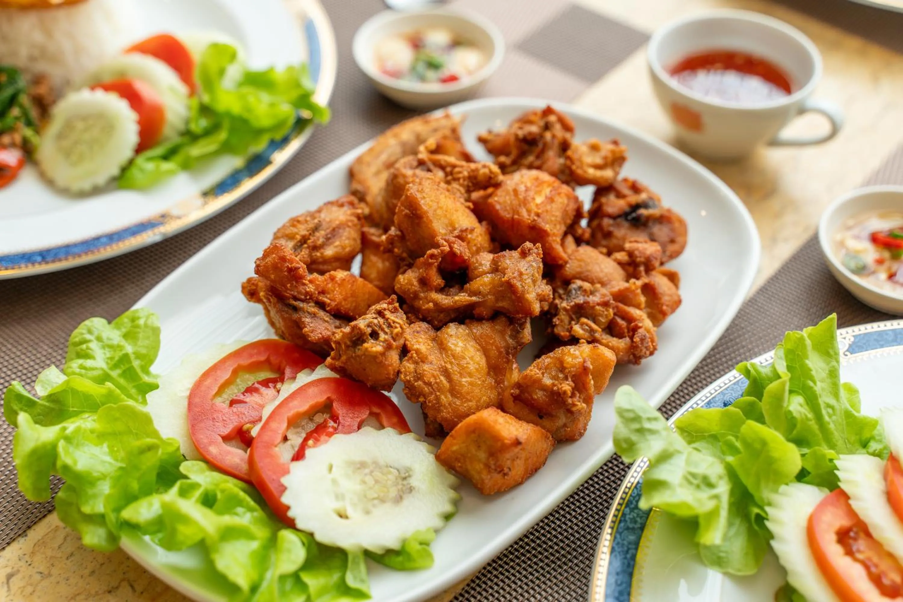 Food and drinks in Summit Pavilion Hotel