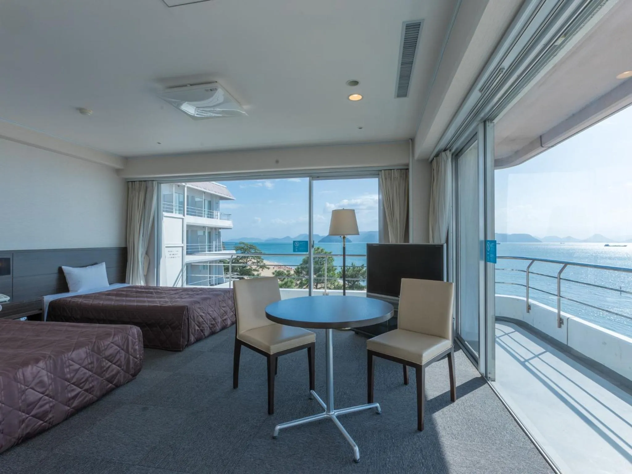 Bed in Diamond Setouchi Marine Hotel