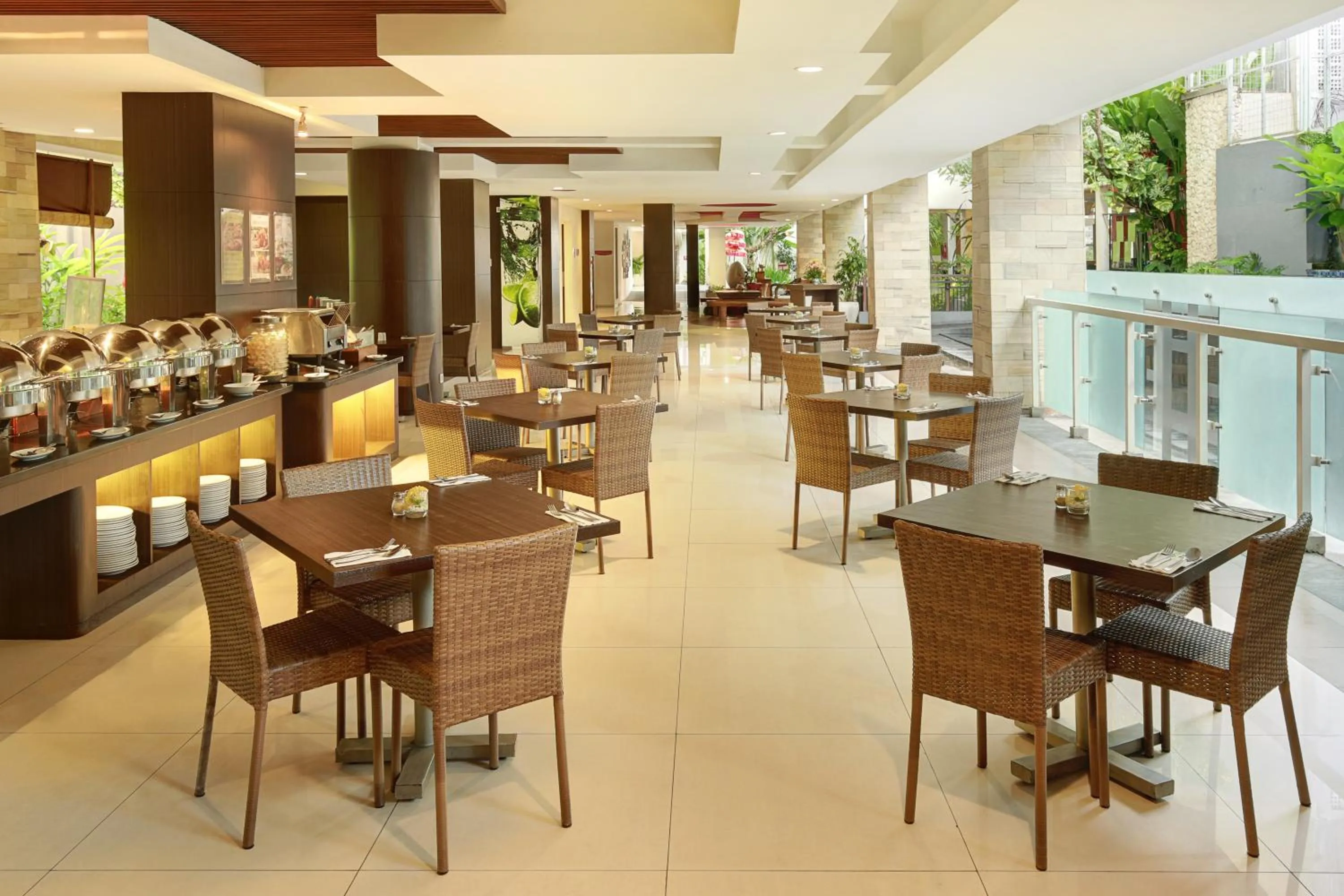Buffet breakfast in Primera Hotel Seminyak