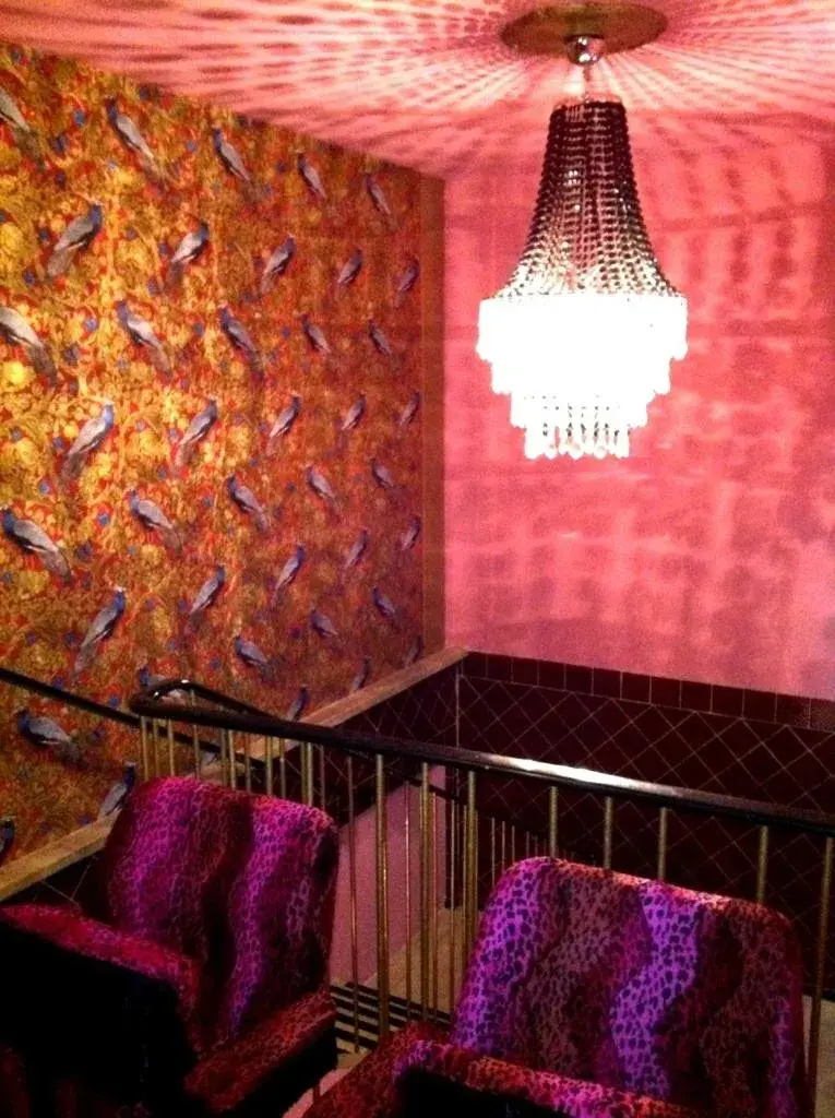 Quadruple Room with Shower in Hostel Kiezbude Quadruple Room with Shower in Hostel Kiezbude