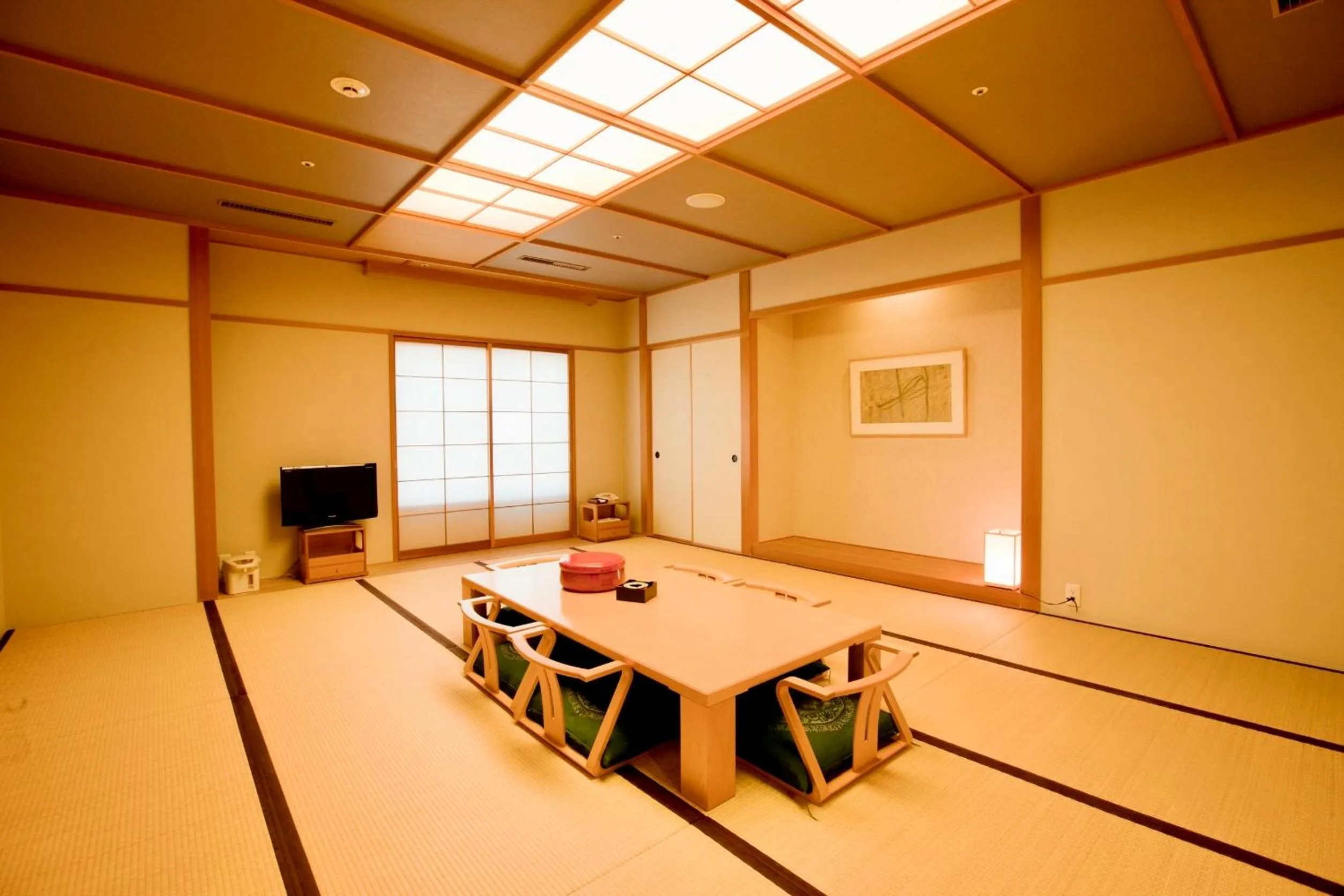 Photo of the whole room in Hotel Kitano Plaza Rokkoso