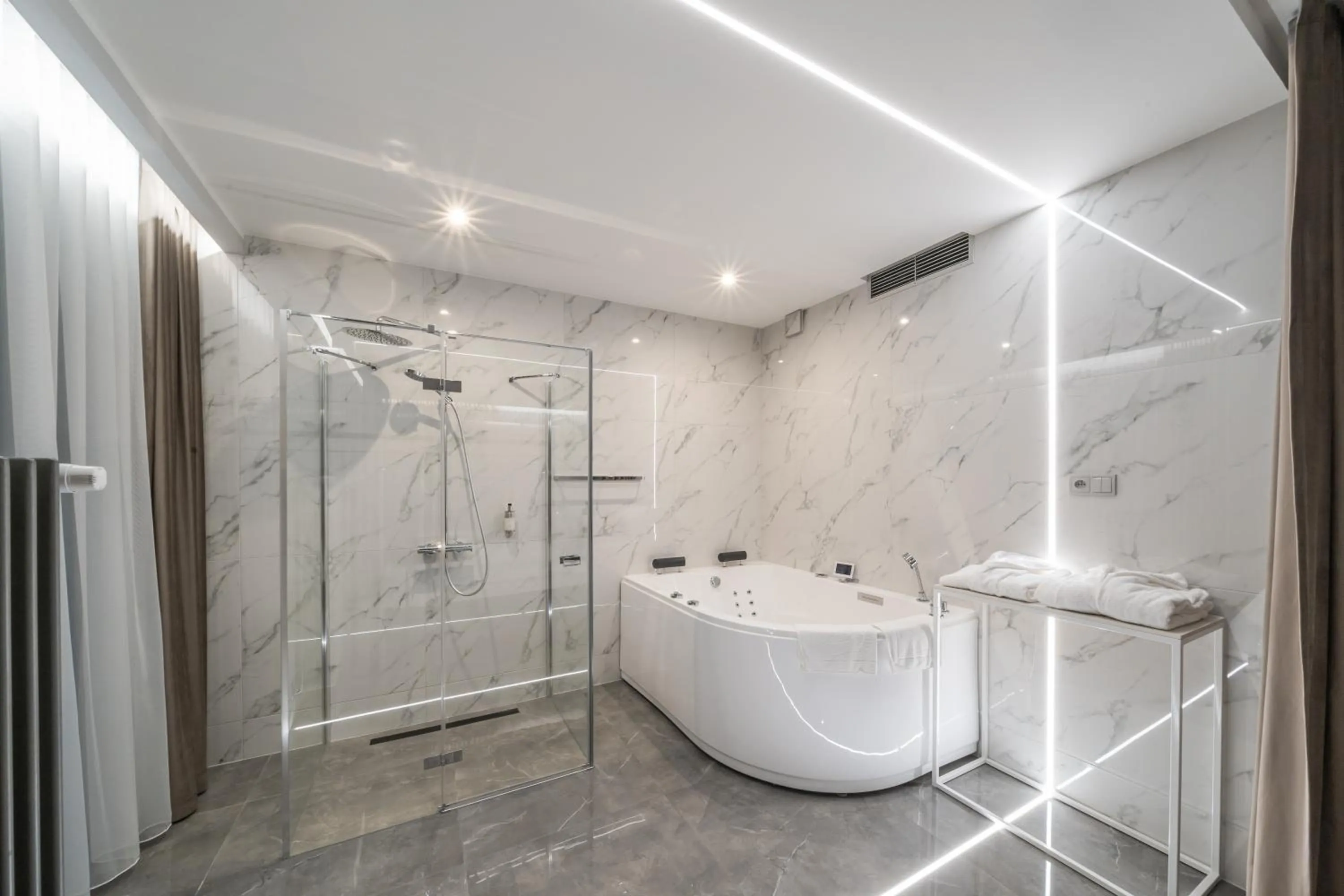 Bathroom in Artis Loft Hotel