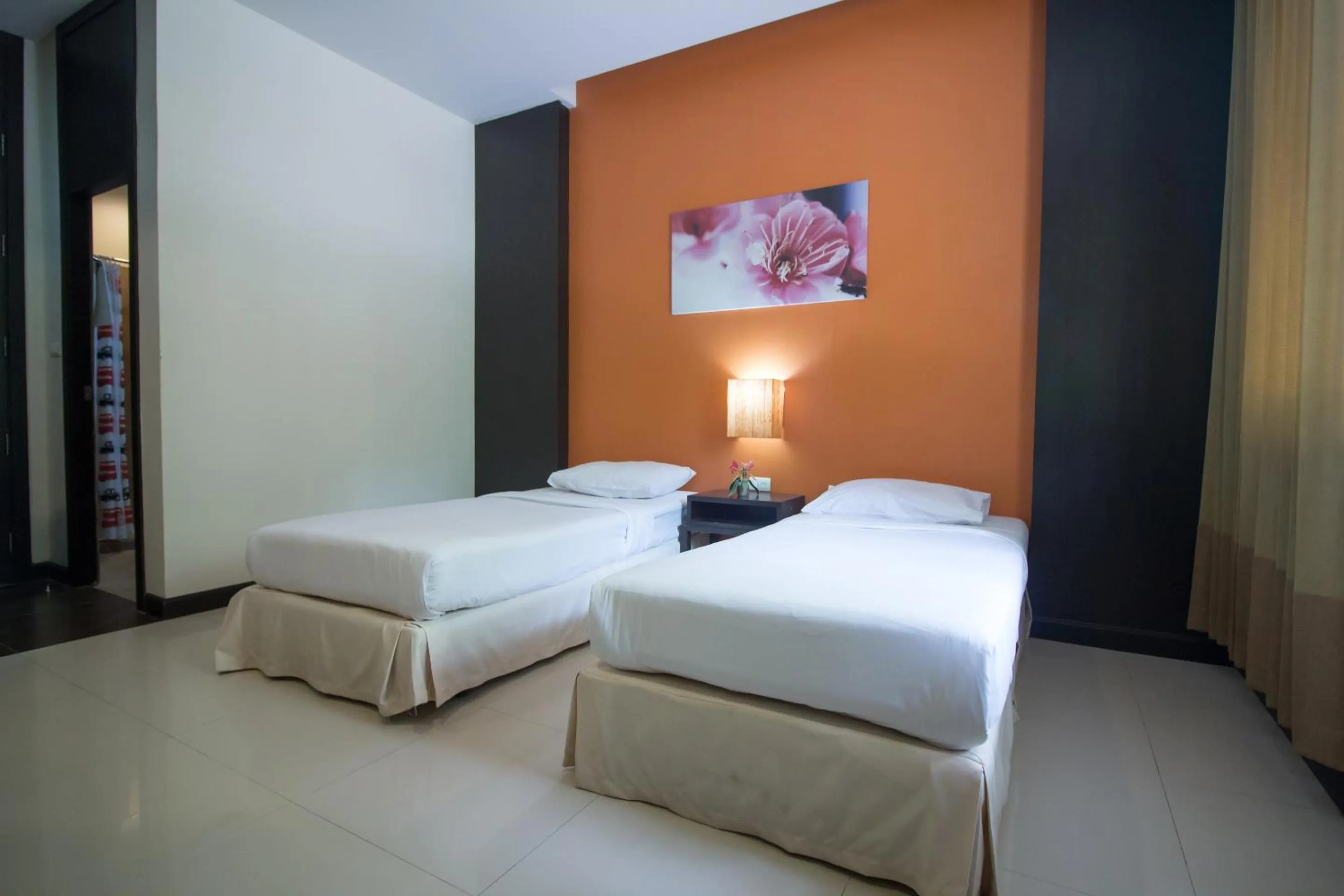 Bedroom, Bed in Jumbo House