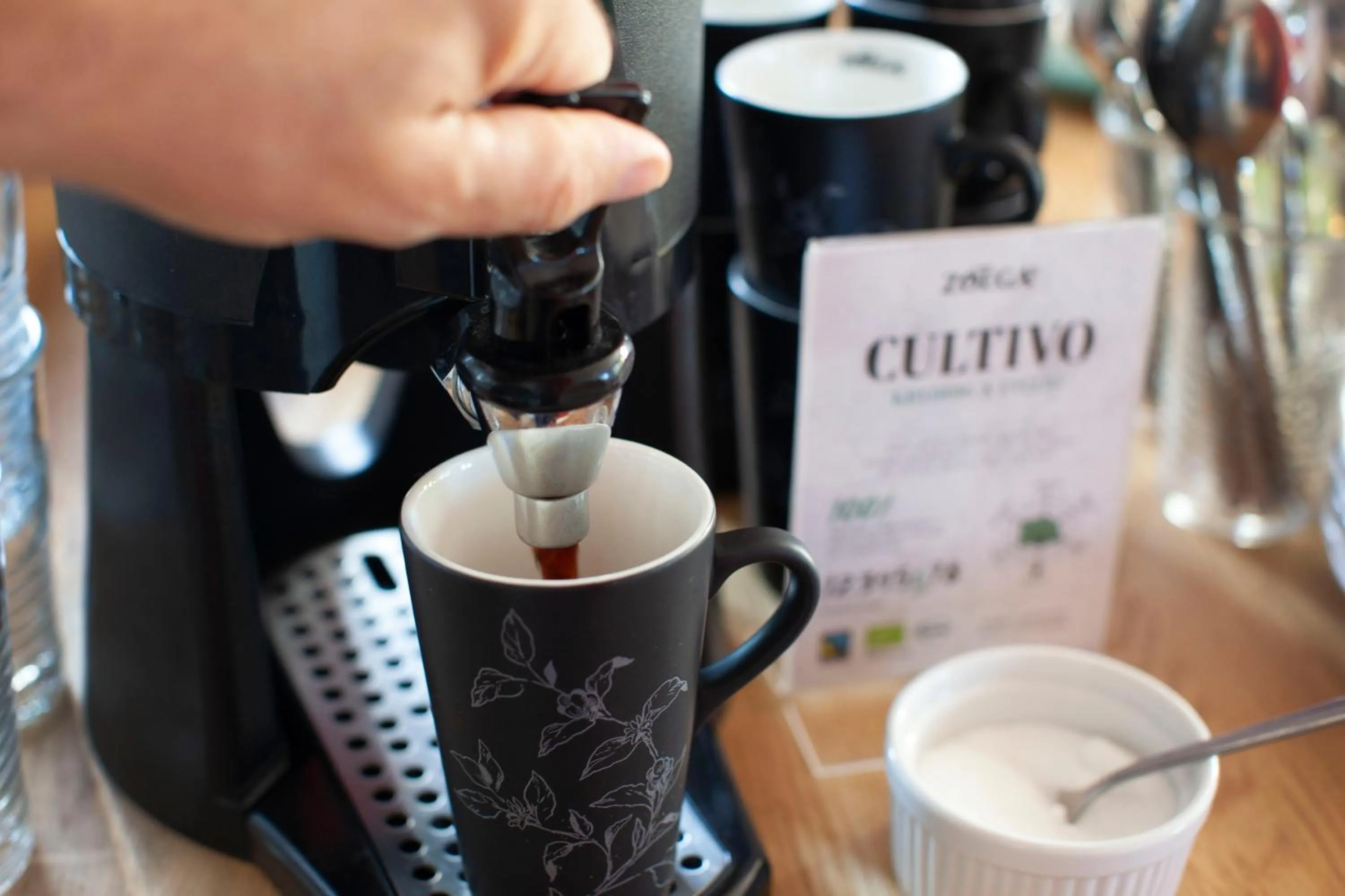 Coffee/tea facilities in Three Pheasants Boutique Bed and Breakfast