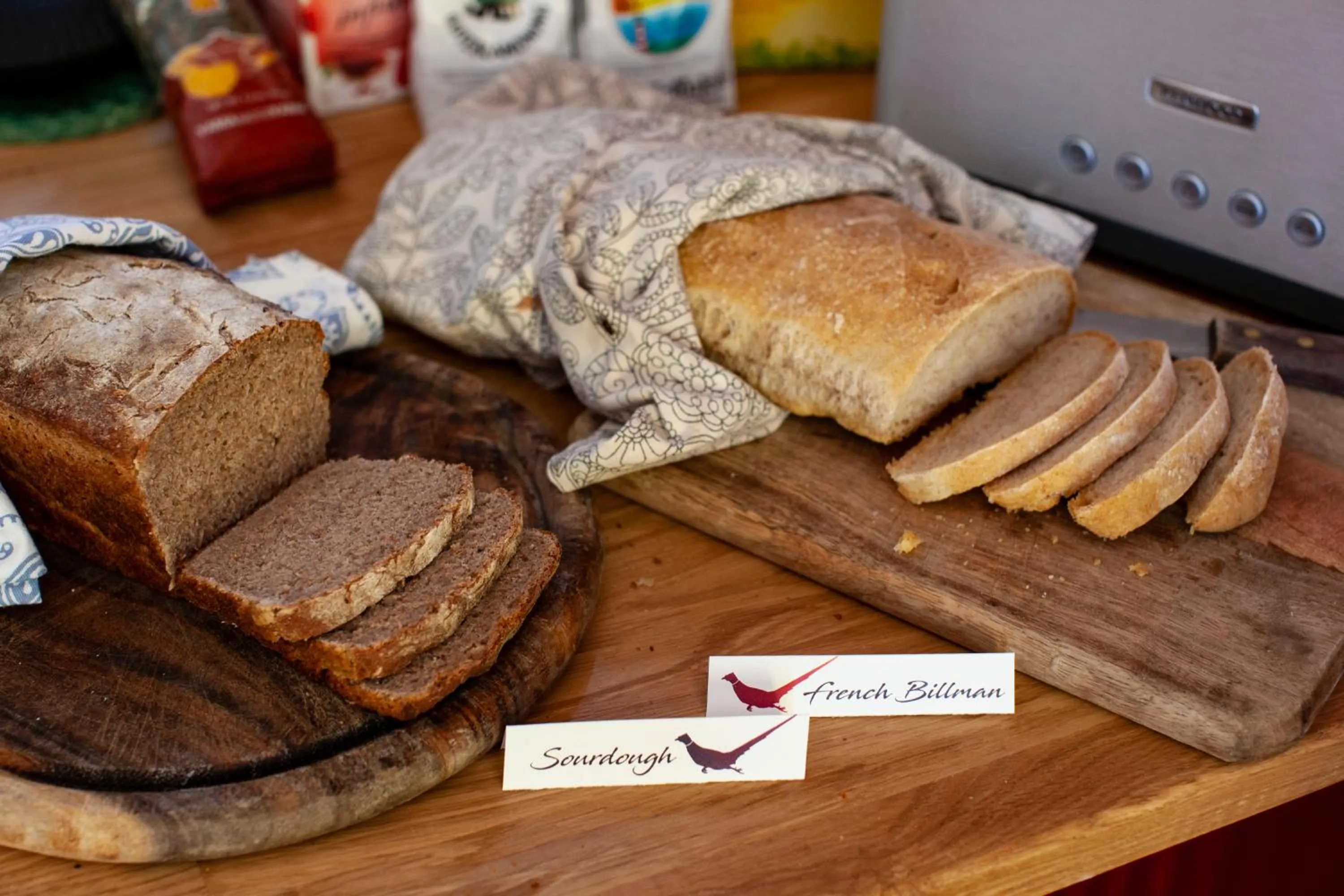 Food and drinks in Three Pheasants Boutique Bed and Breakfast