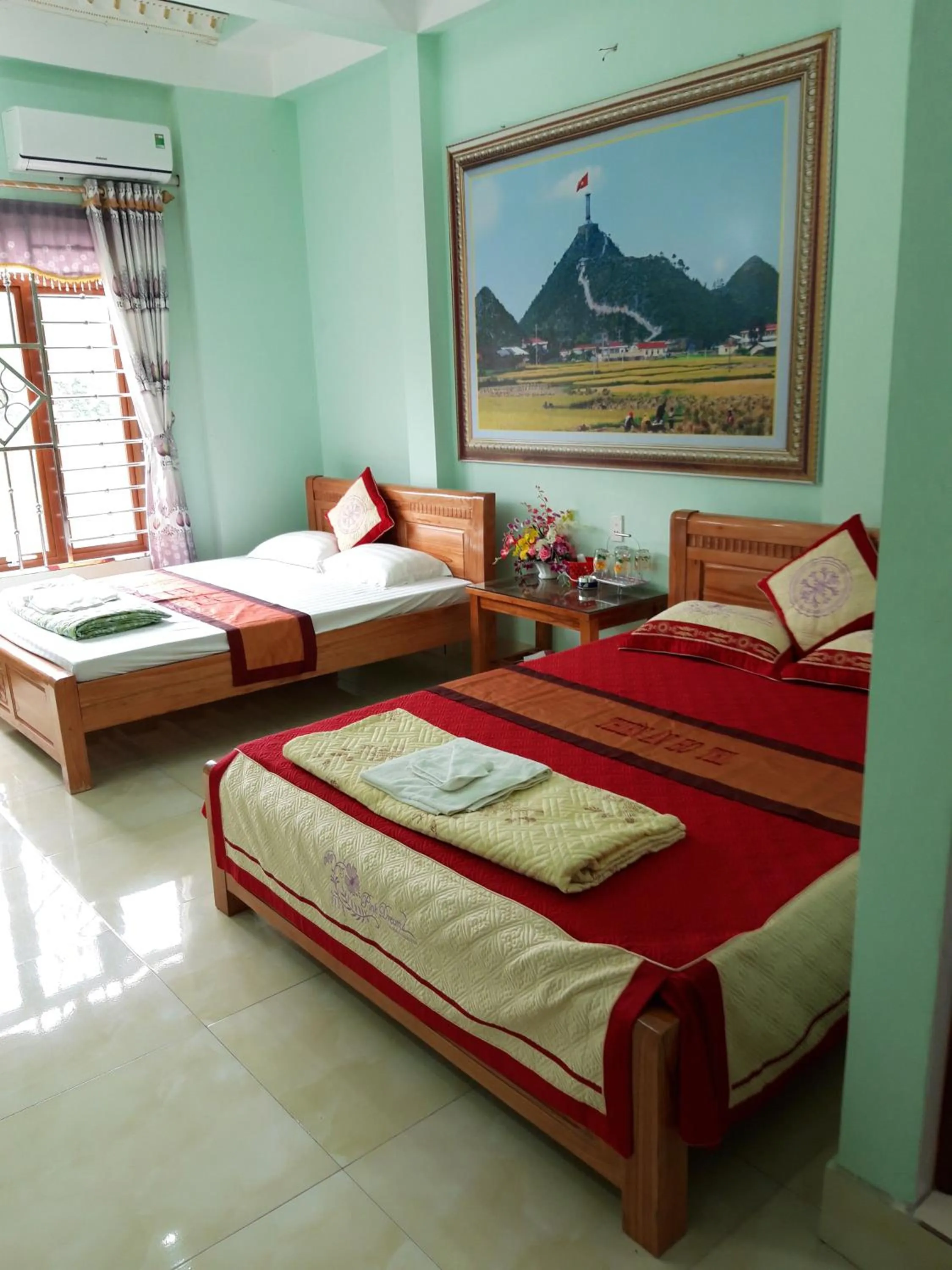 Bedroom, Bed in Yen Minh Hotel Thien An