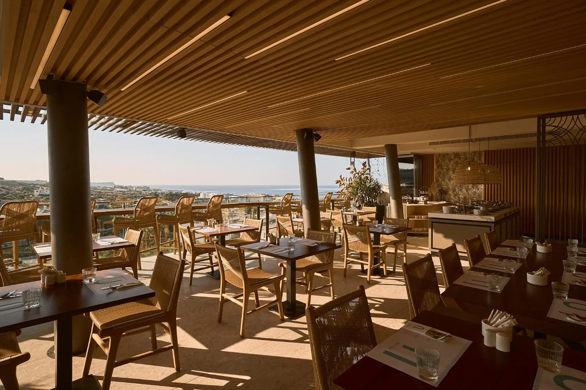 Restaurant/places to eat in Hotel Napa Suites (Adults Only)