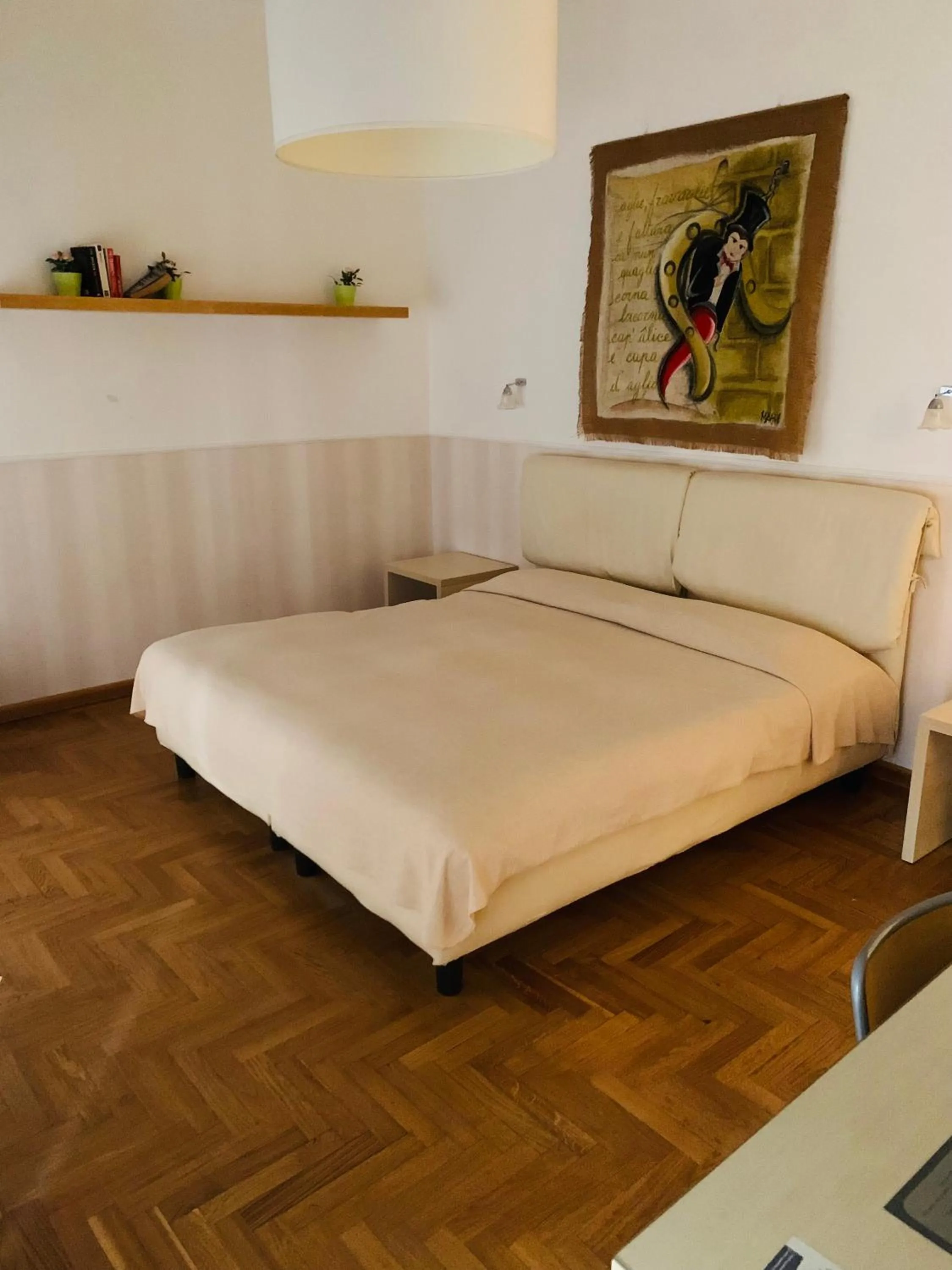 Shower, Bed in B&B Cappella Vecchia 11