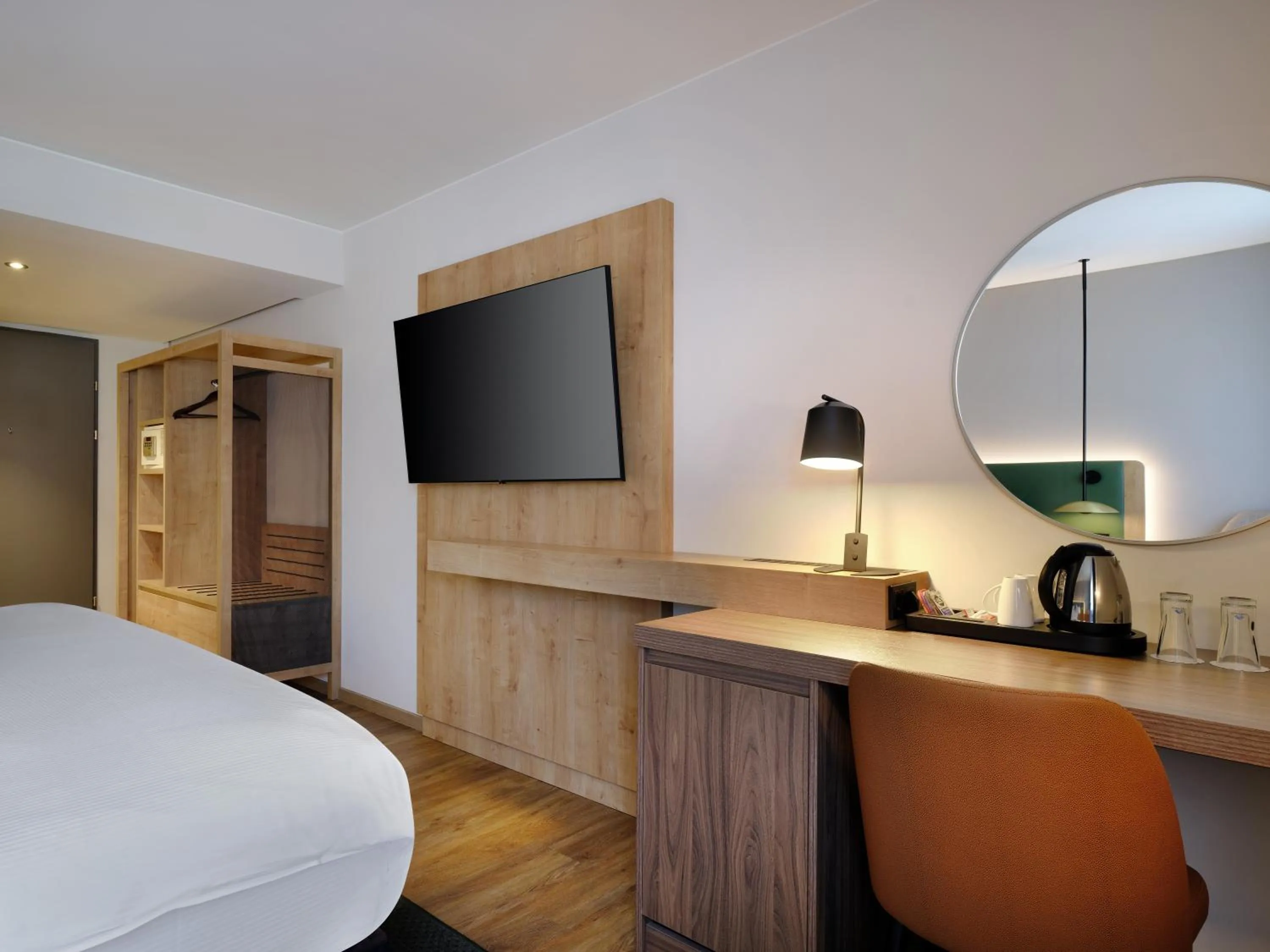 Photo of the whole room, Bed in Hilton Garden Inn Innsbruck Tivoli