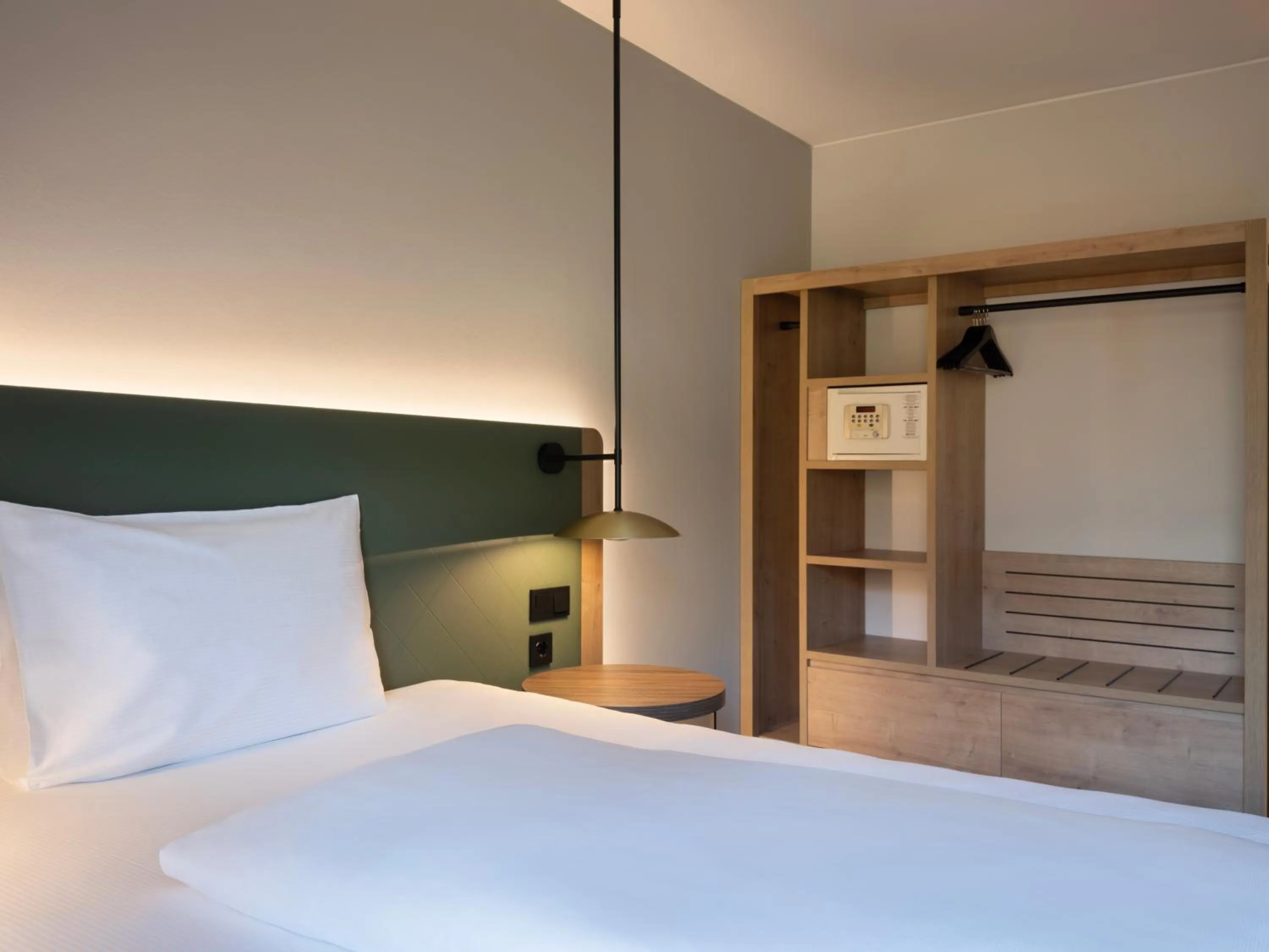 Bed in Hilton Garden Inn Innsbruck Tivoli