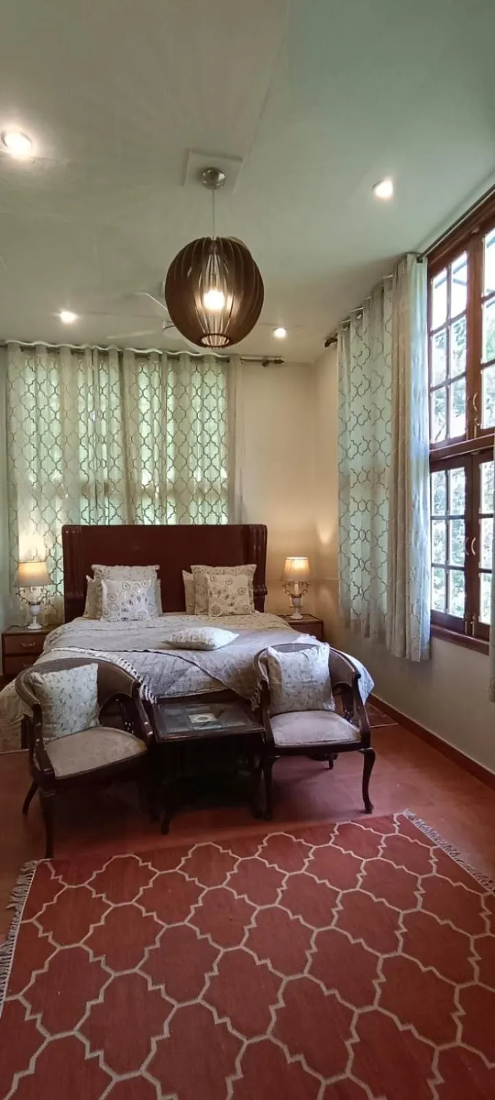 Bed in Ranjit's Svaasa Amritsar