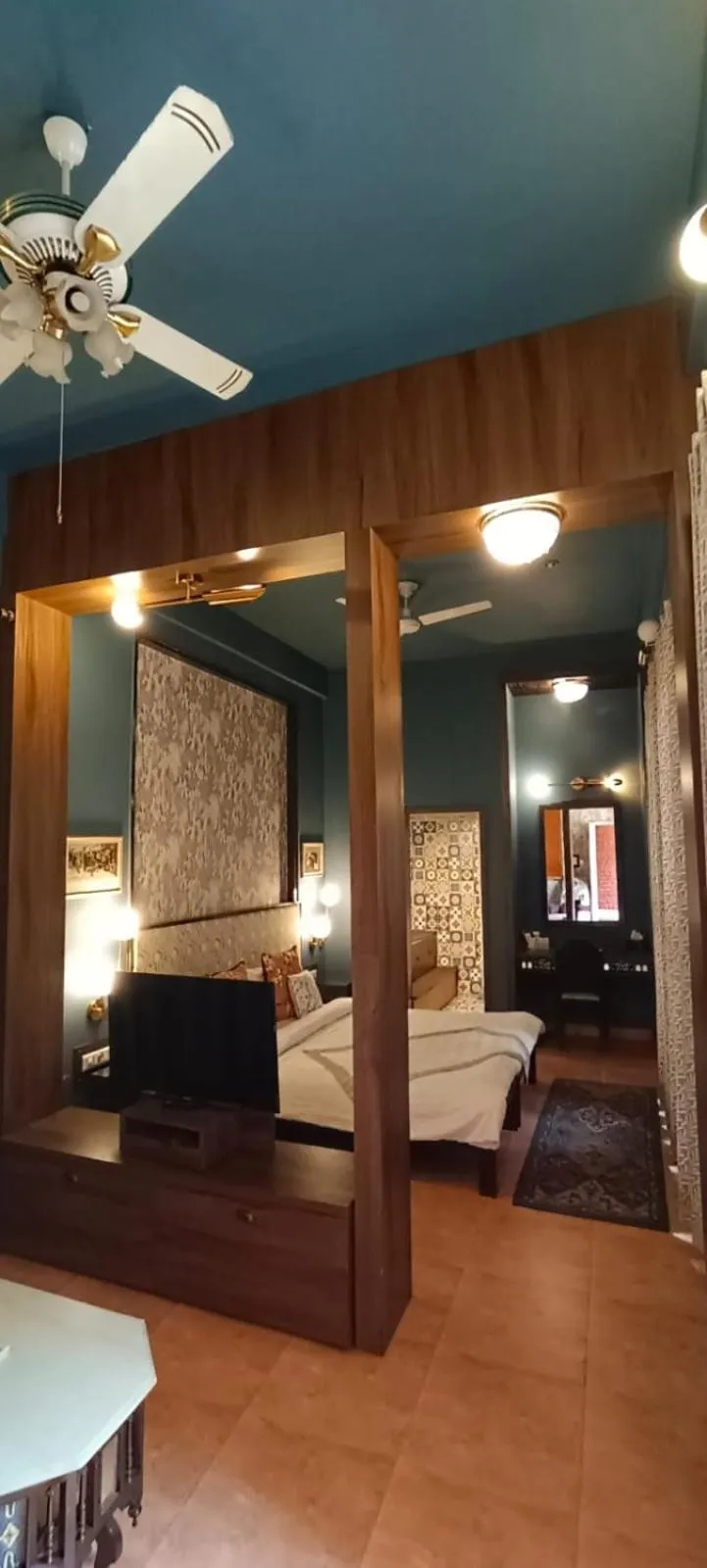 Bed in Ranjit's Svaasa Amritsar