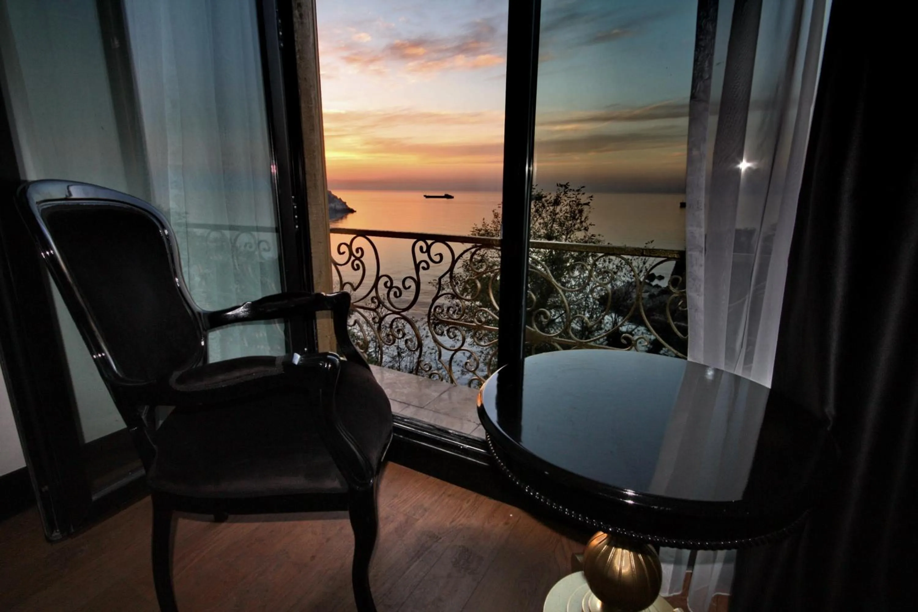 Balcony/Terrace in Bab-i Zer Hotel