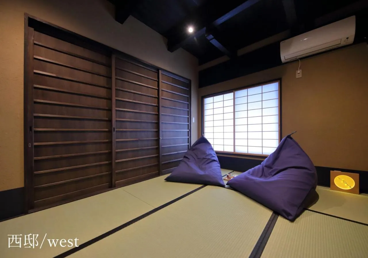 Living room, Bed in Houka