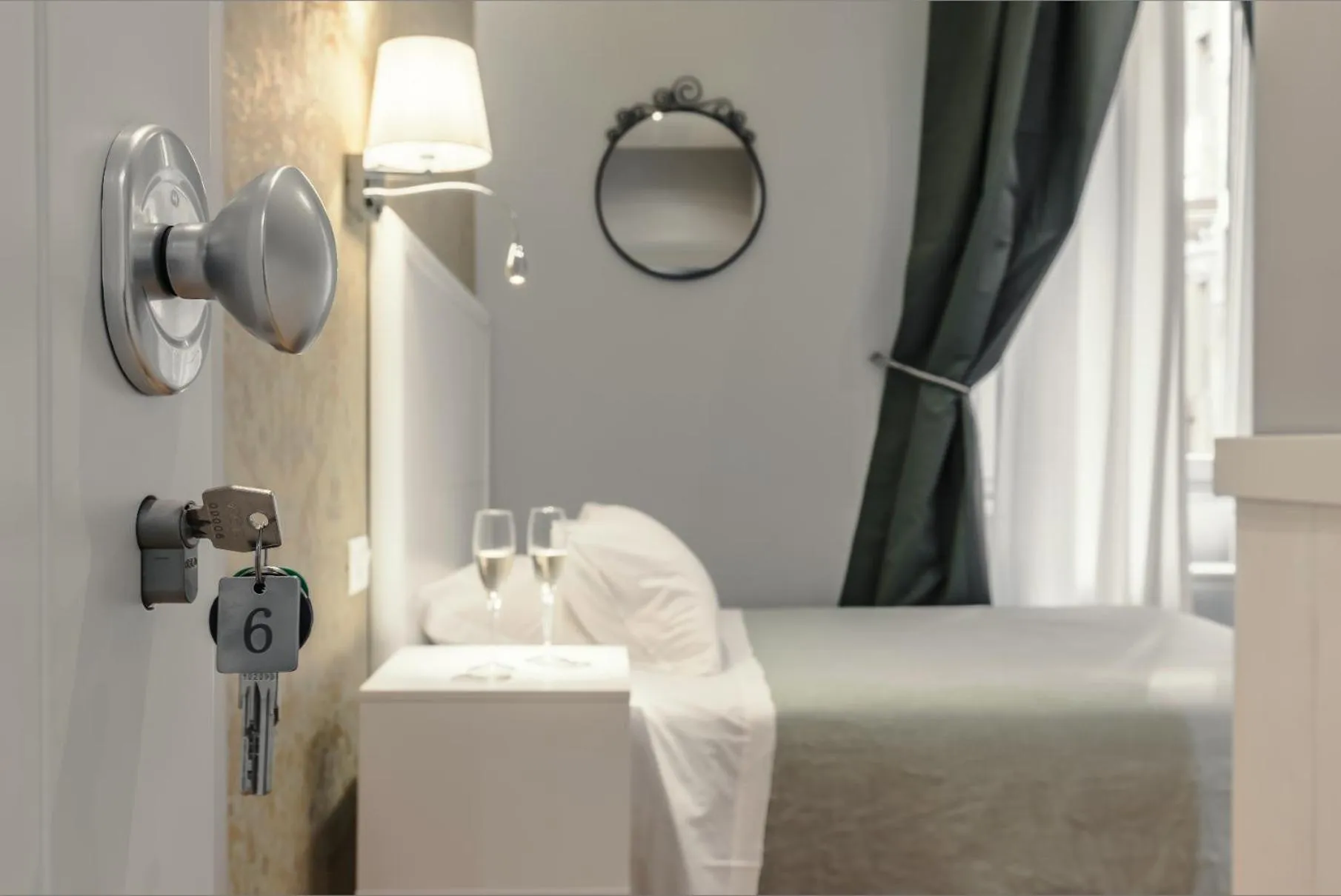 Bedroom, Bed in Bed And Best