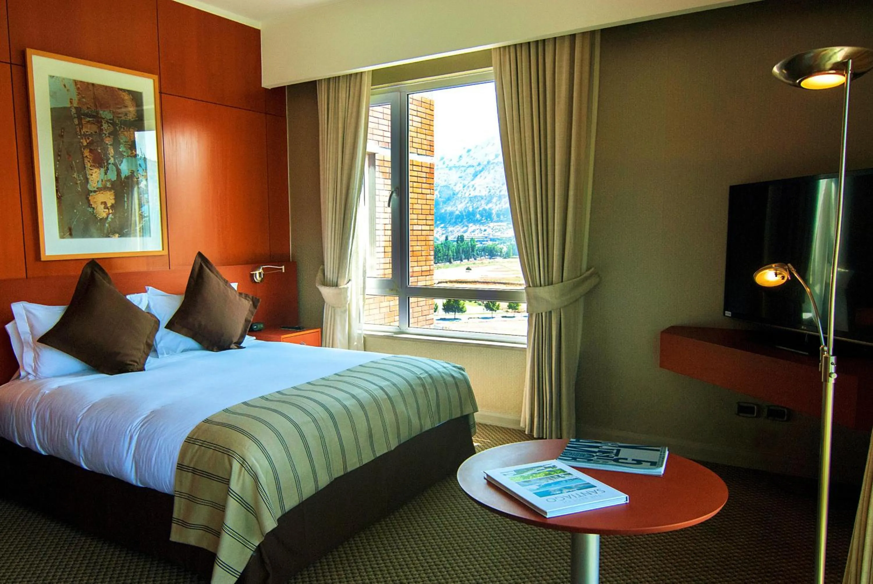 Bedroom in Radisson Ciudad Empresarial Santiago