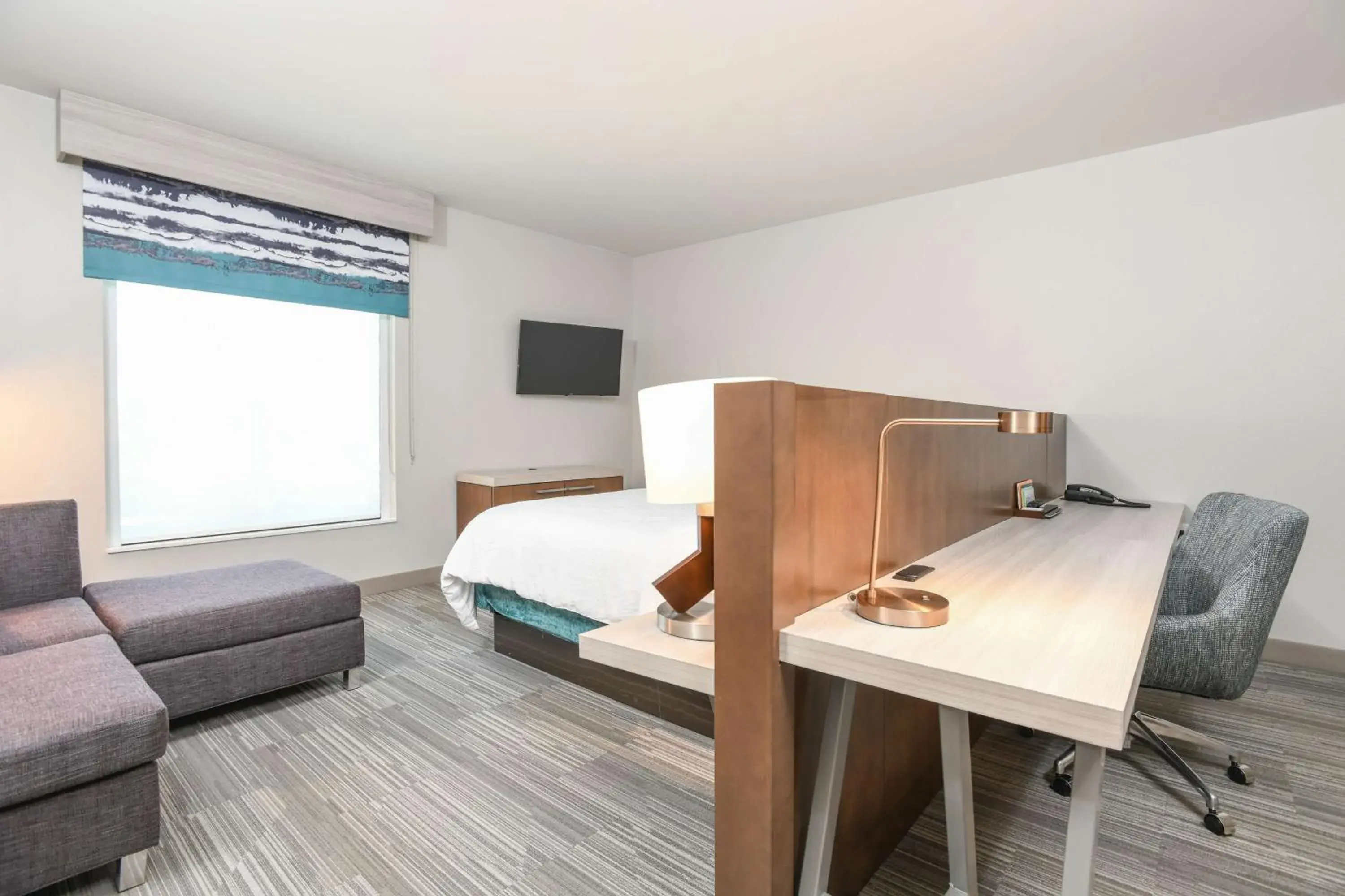 Junior King Suite in Hilton Garden Inn Cincinnati Midtown Junior King Suite in Hilton Garden Inn Cincinnati Midtown