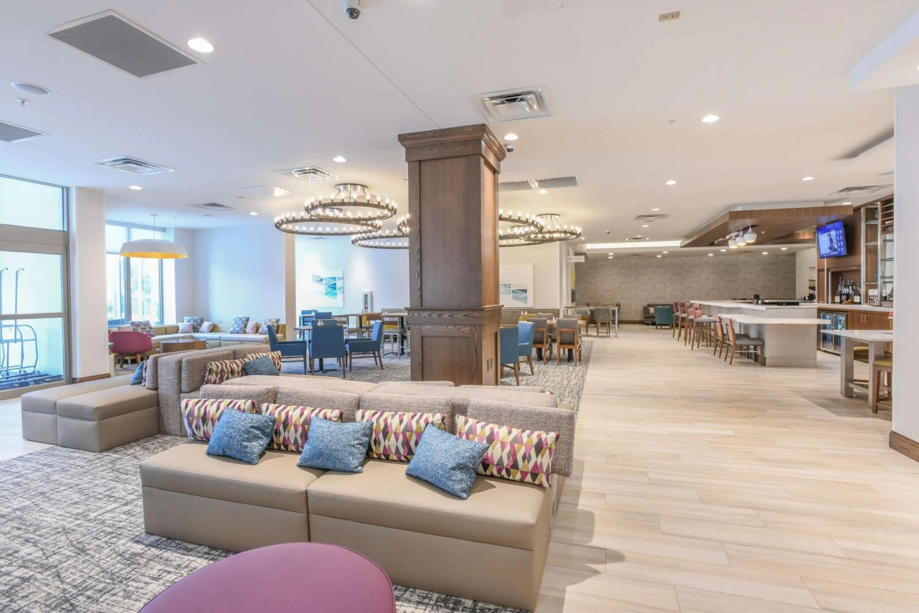 Lobby or reception in Hilton Garden Inn Cincinnati Midtown