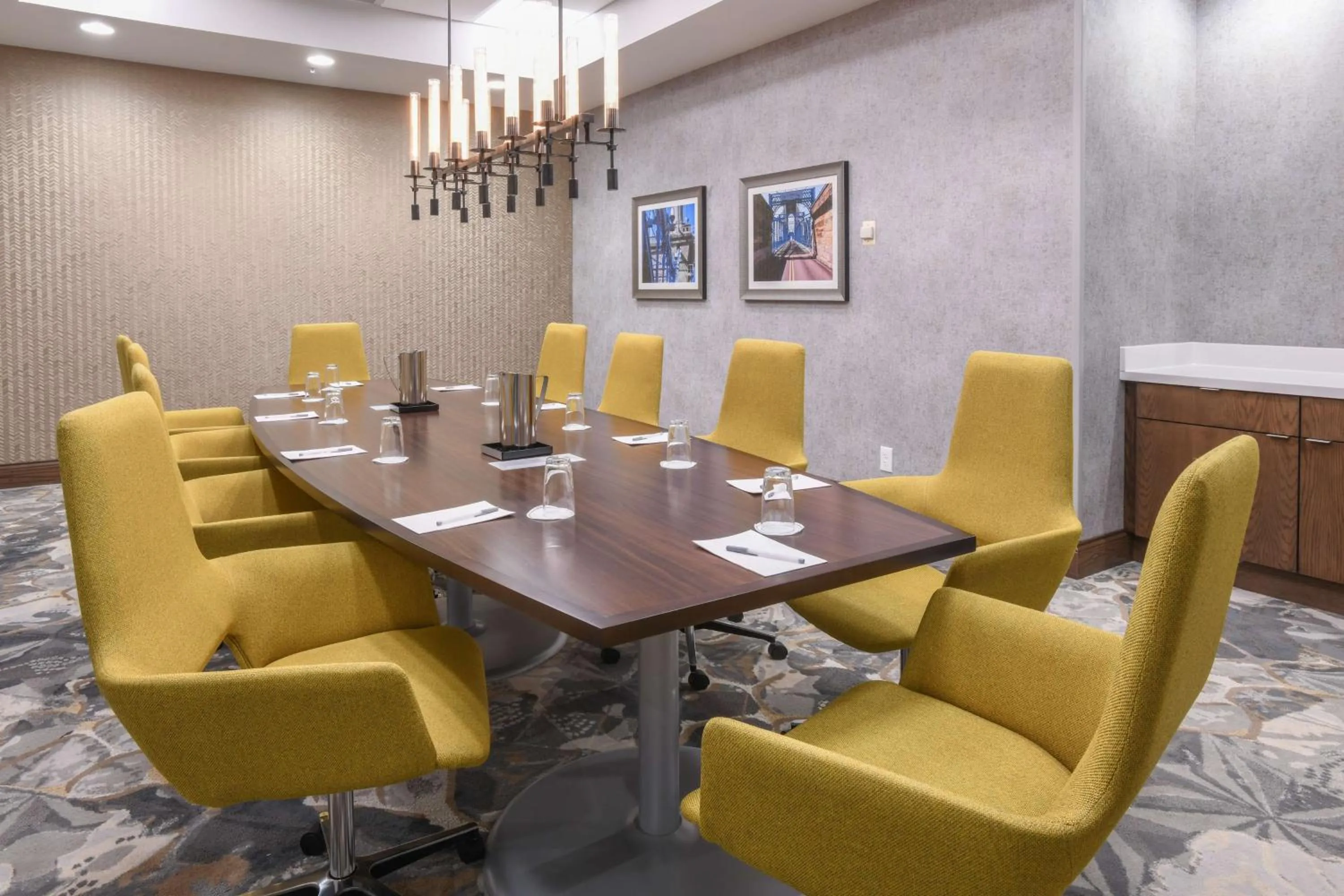Meeting/conference room in Hilton Garden Inn Cincinnati Midtown