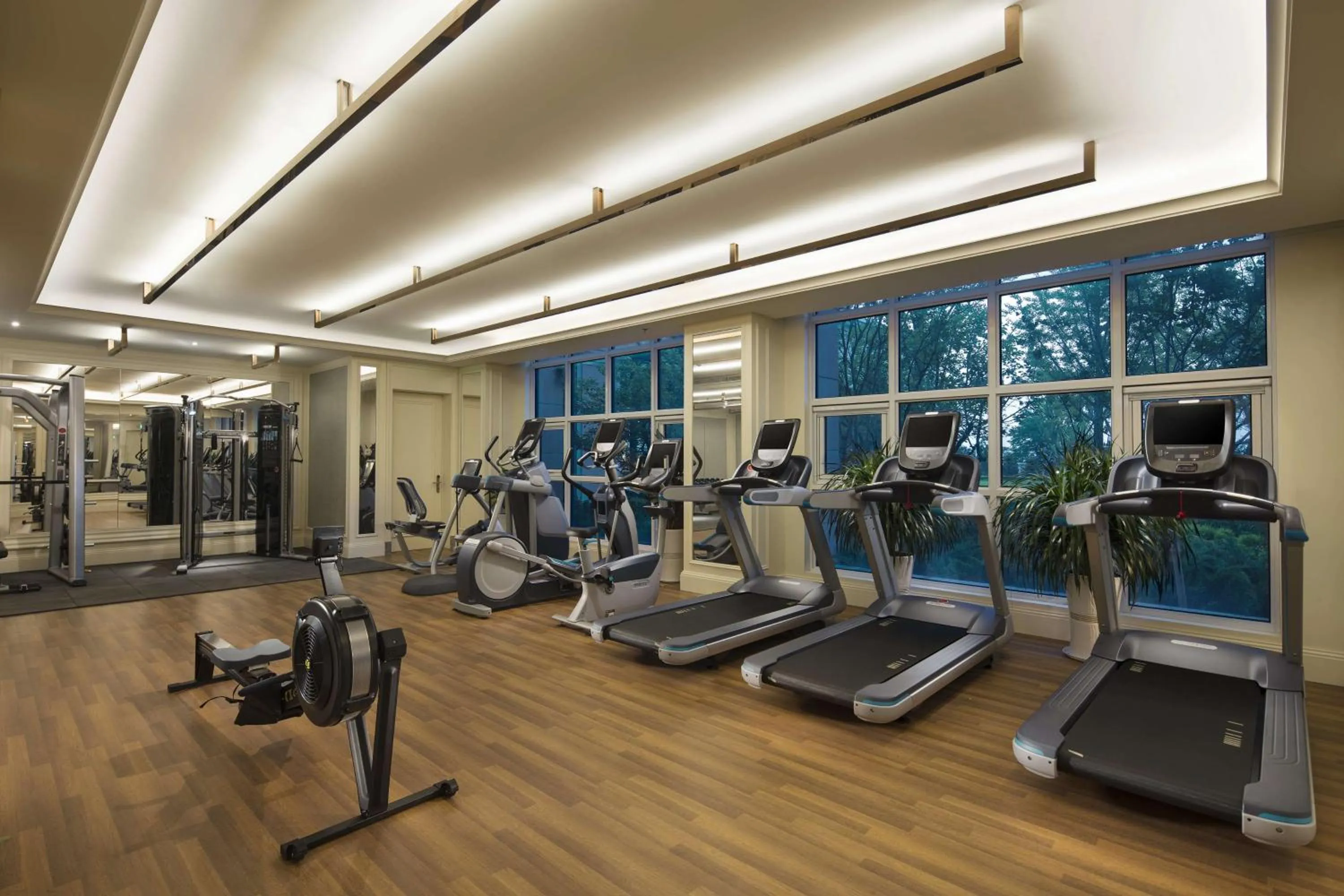 Fitness centre/facilities in Hilton Dalian Golden Pebble Beach Resort