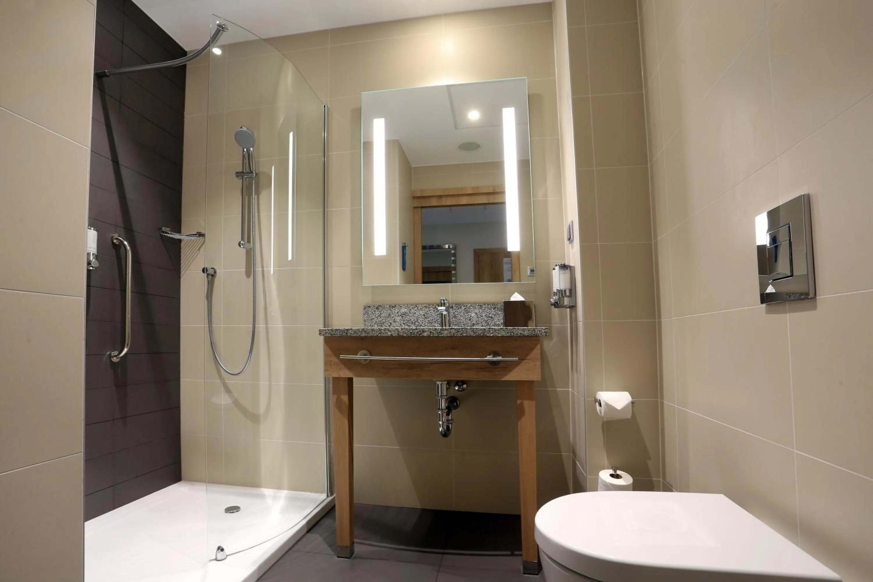 Shower in Hampton By Hilton Gdansk Old Town