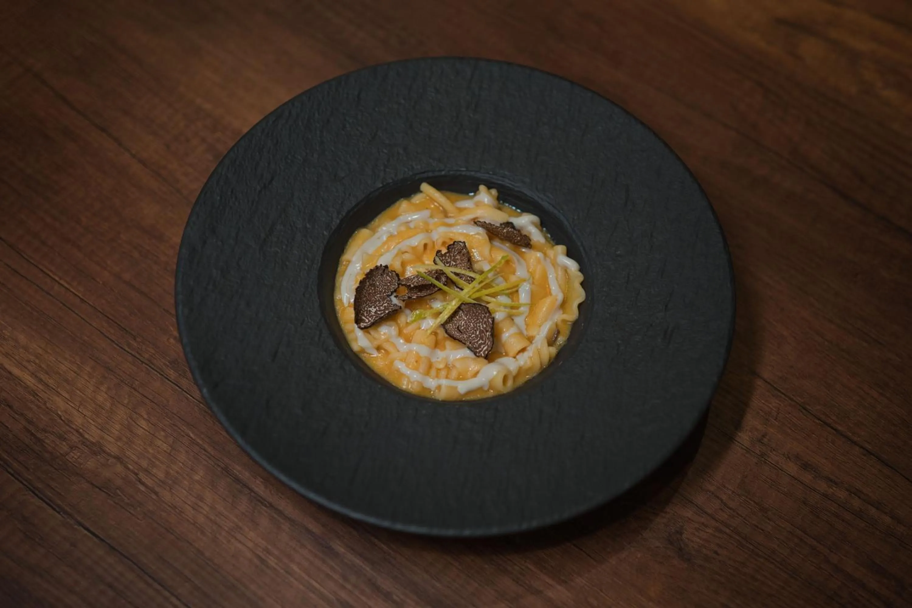 Food and drinks in Bhotel