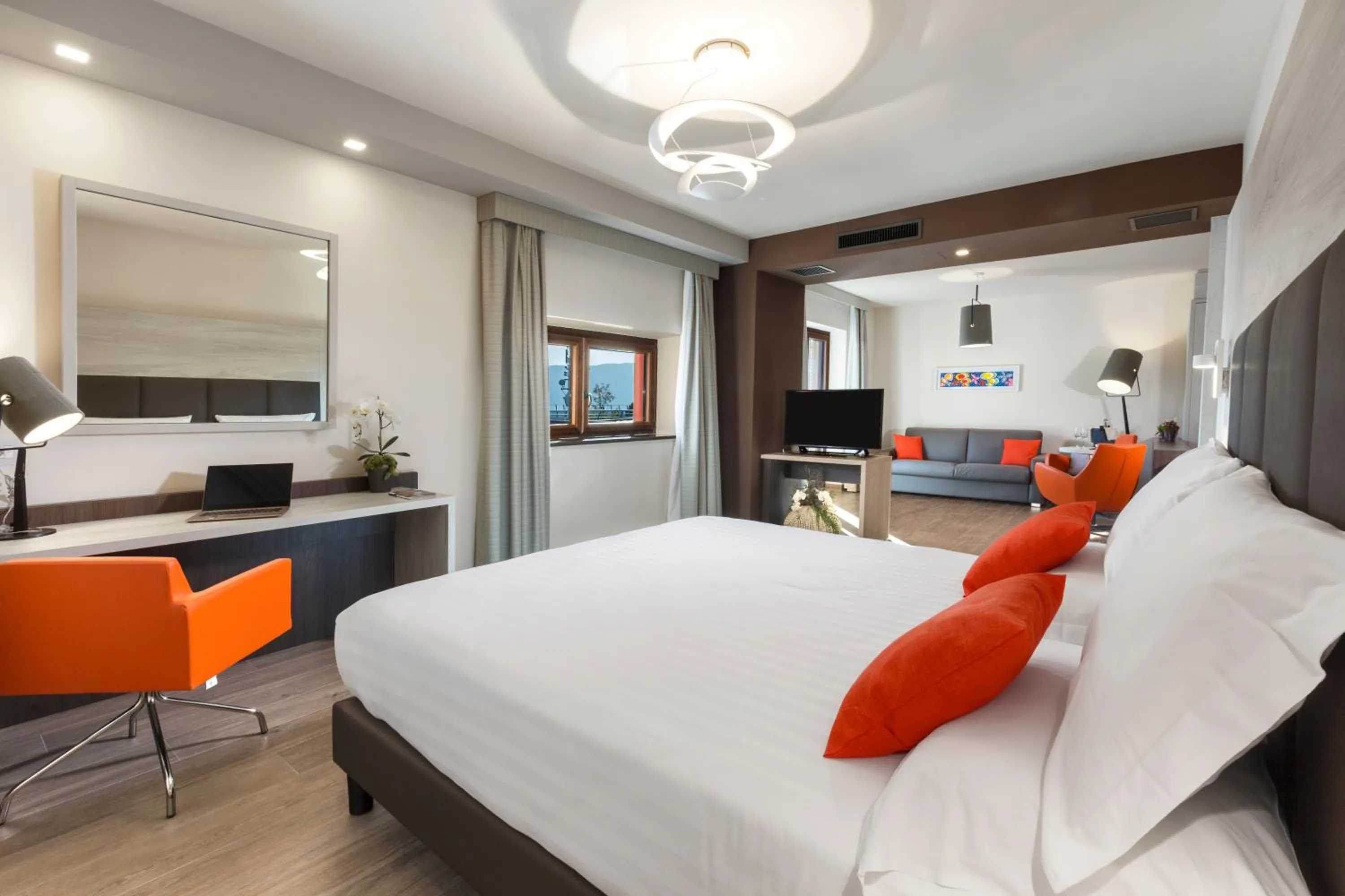 Photo of the whole room, Bed in Bhotel