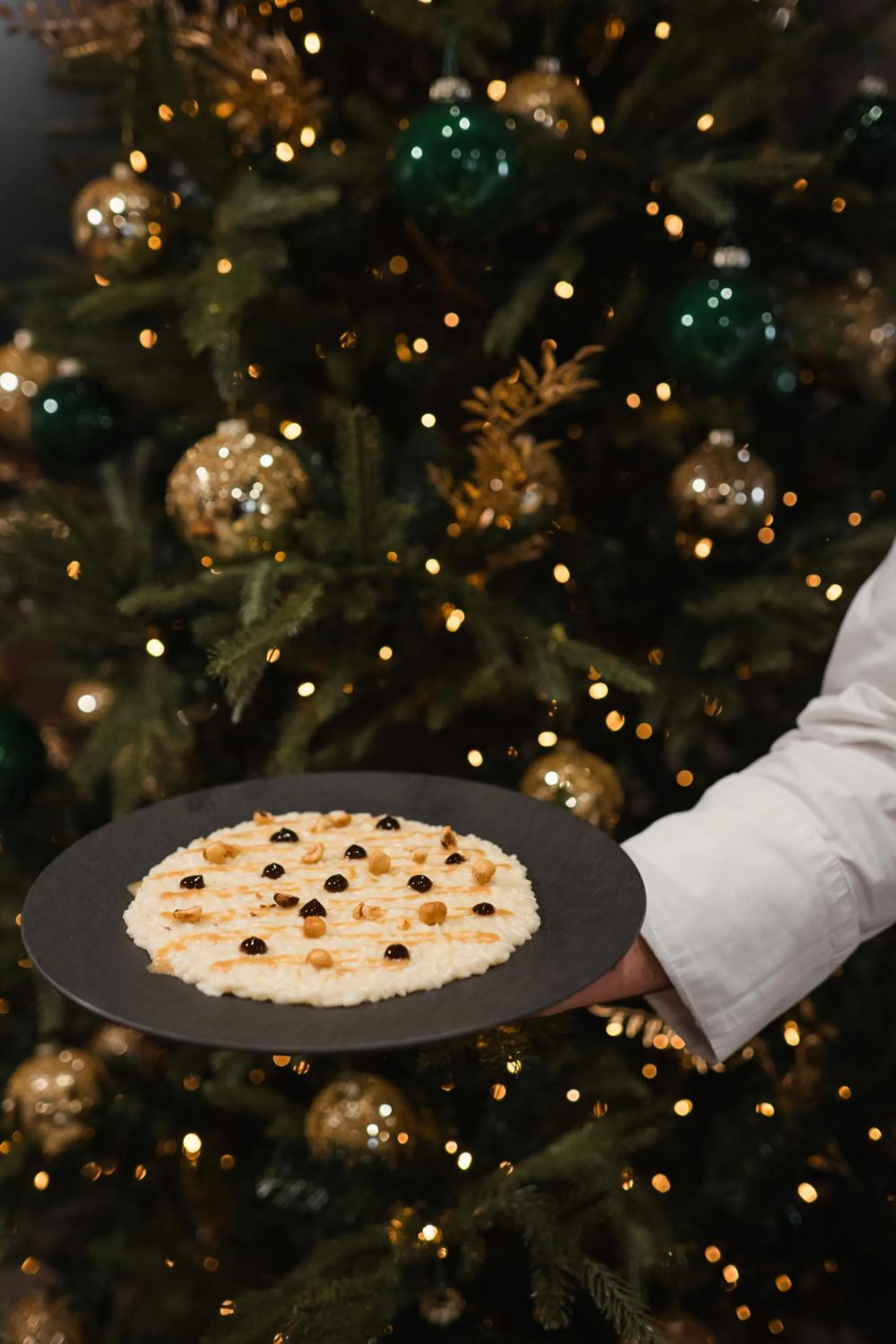 Food and drinks in Bhotel