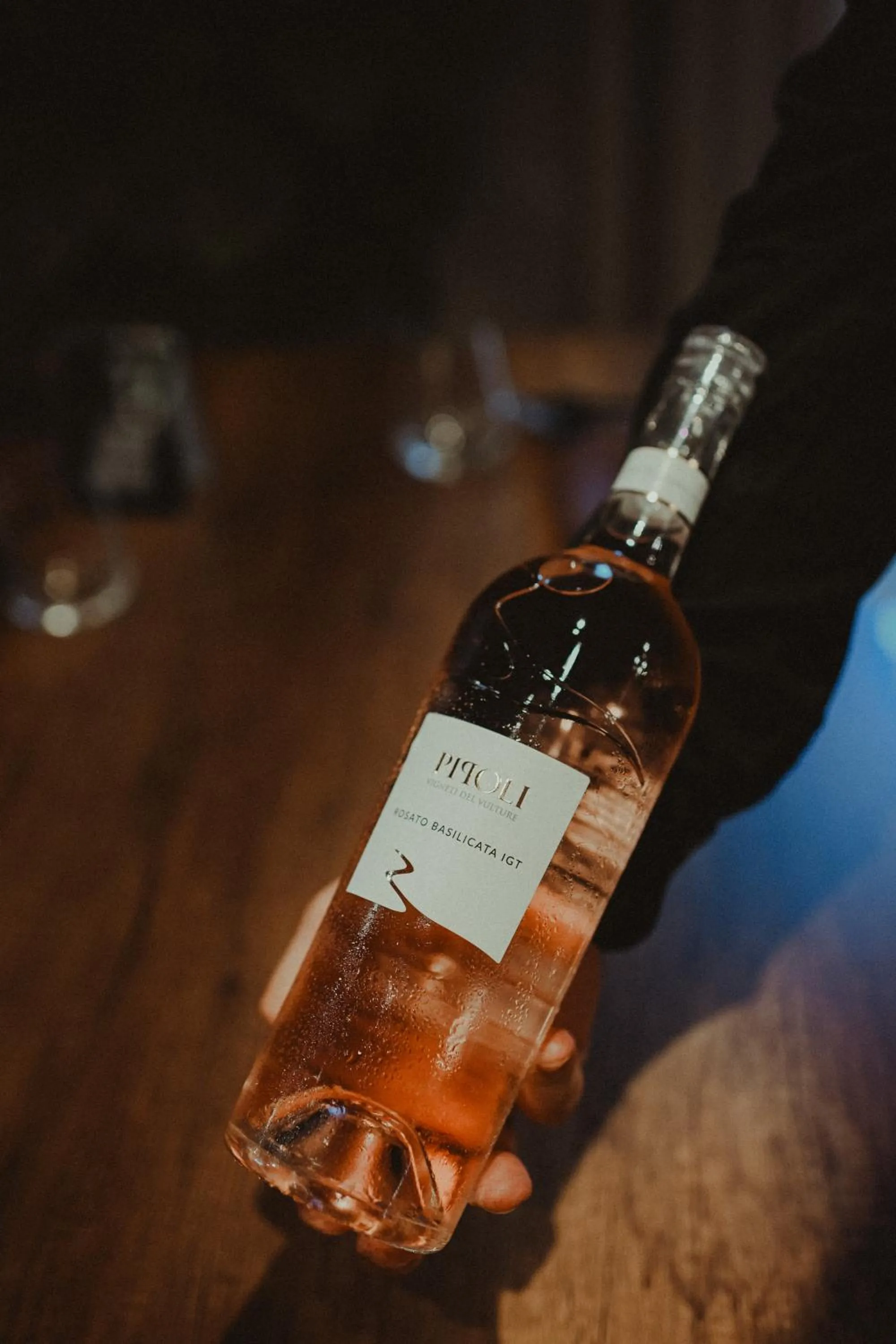 Alcoholic drinks in Bhotel