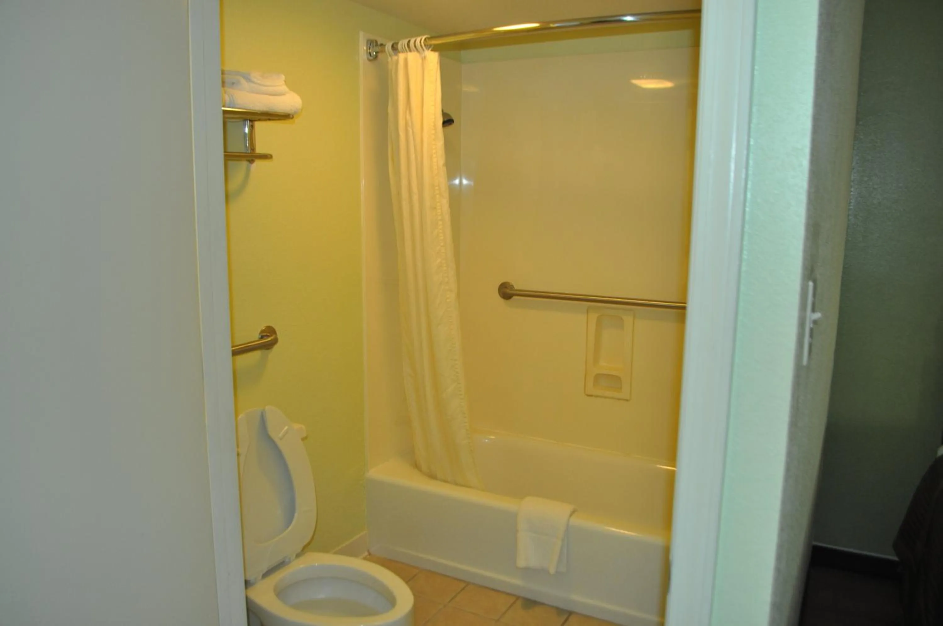 Bestway Inn - Madison