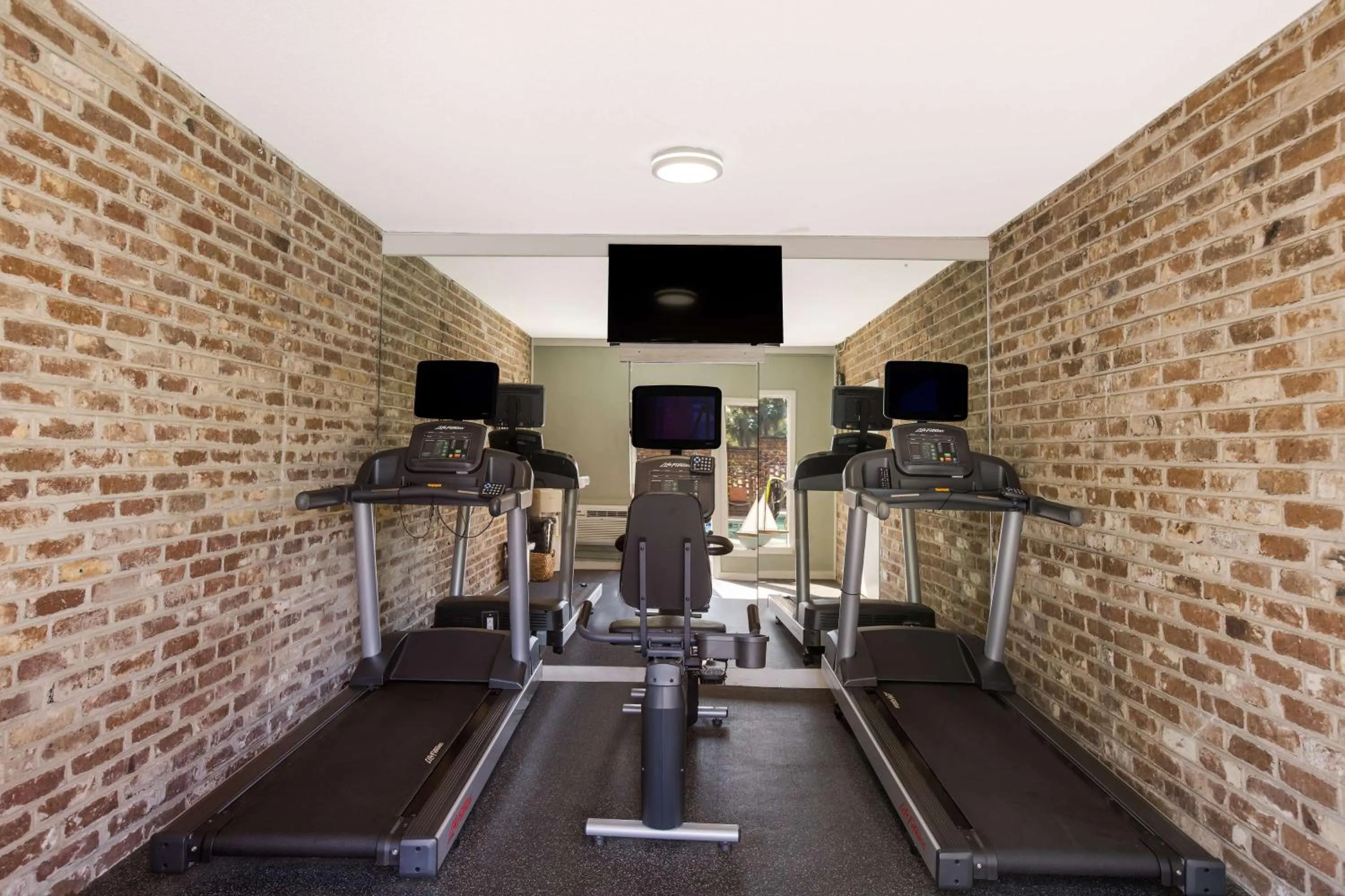 Fitness centre/facilities in Best Western Sea Island Inn