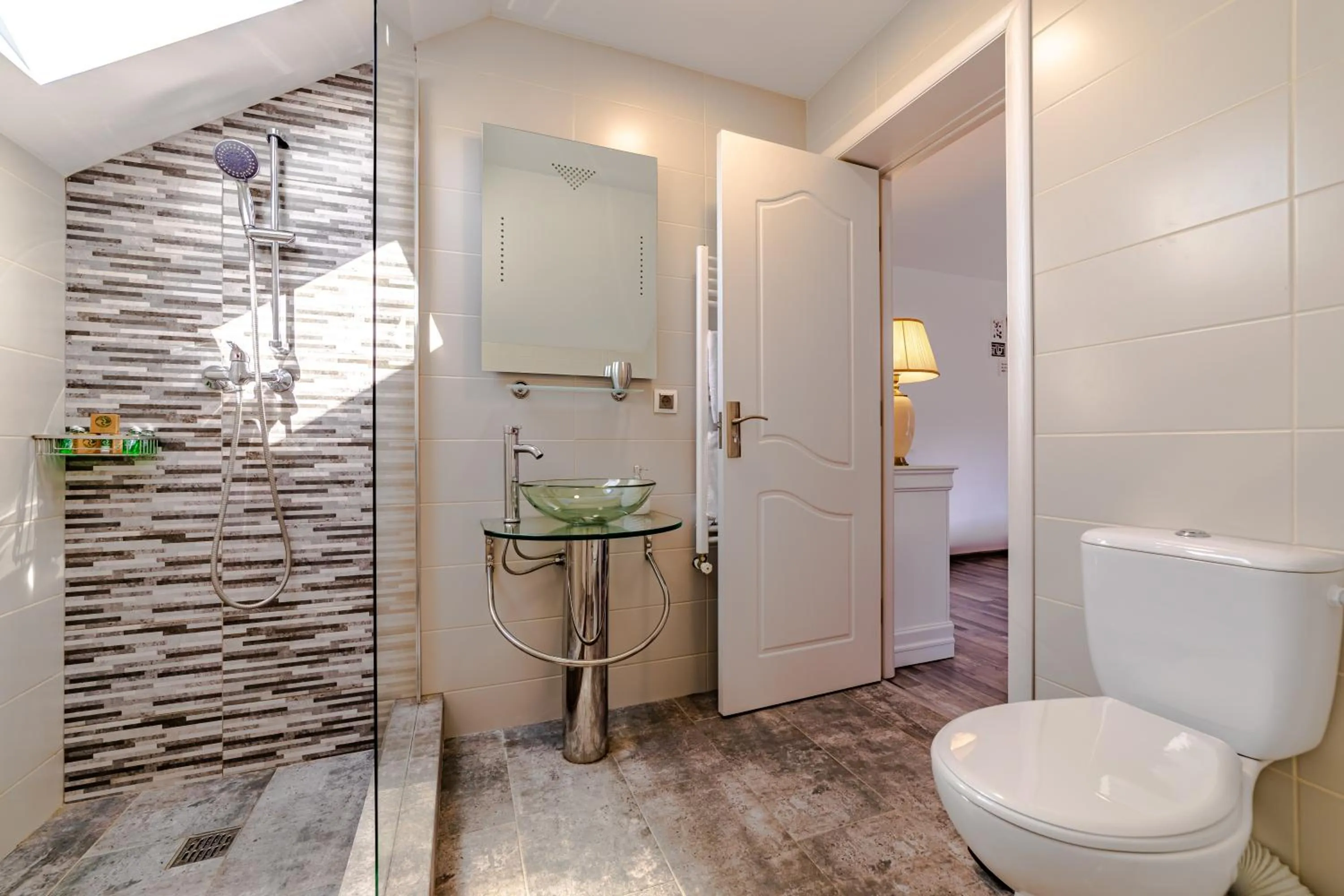 Bathroom in Yael Luxury Apartments 2