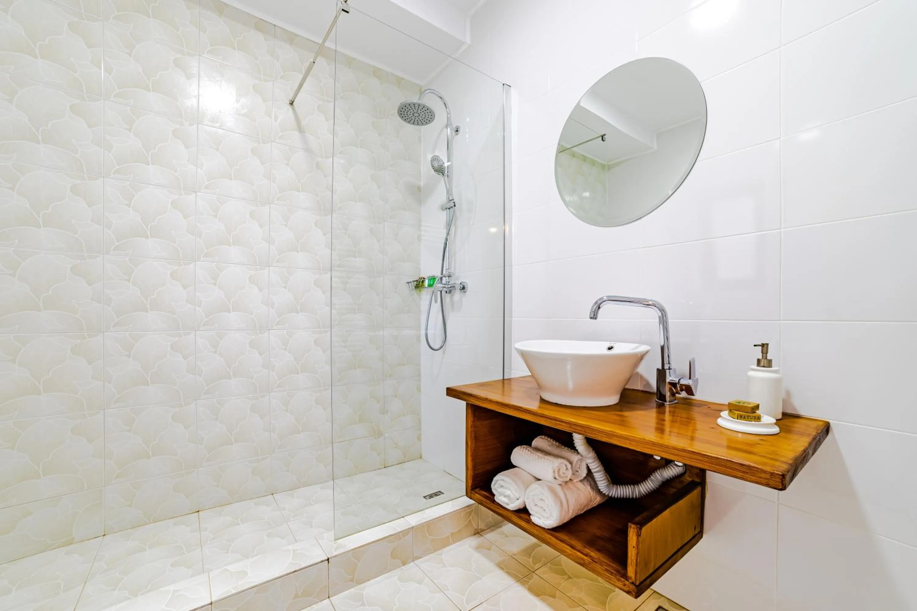 Bathroom in Yael Luxury Apartments 2