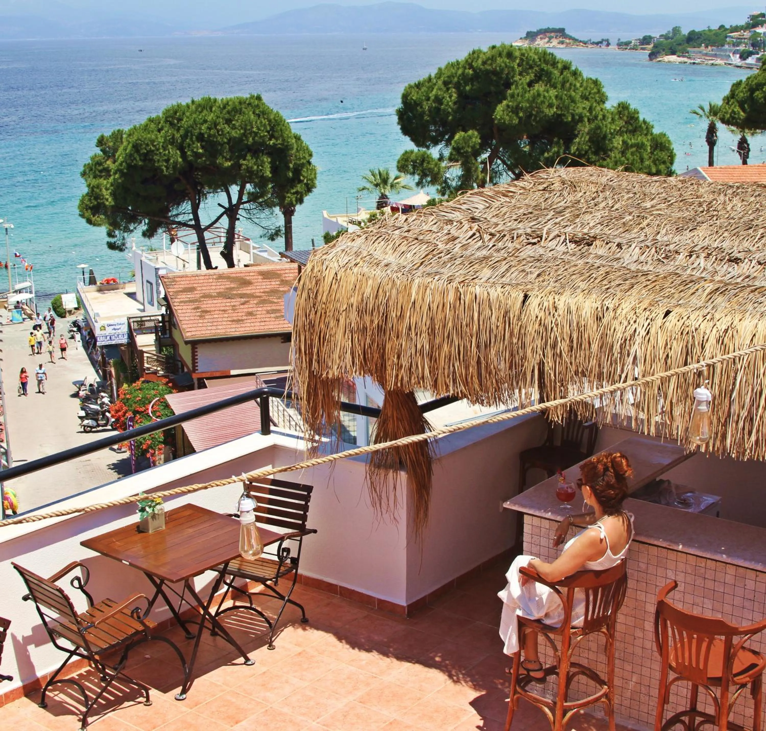 Lounge or bar in Rosy Suites Hotel